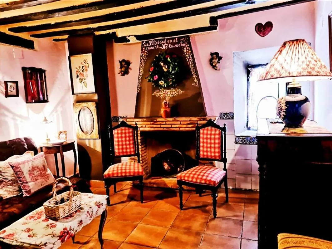 Living room in Romantic getaway to Cuenca - La Quinta