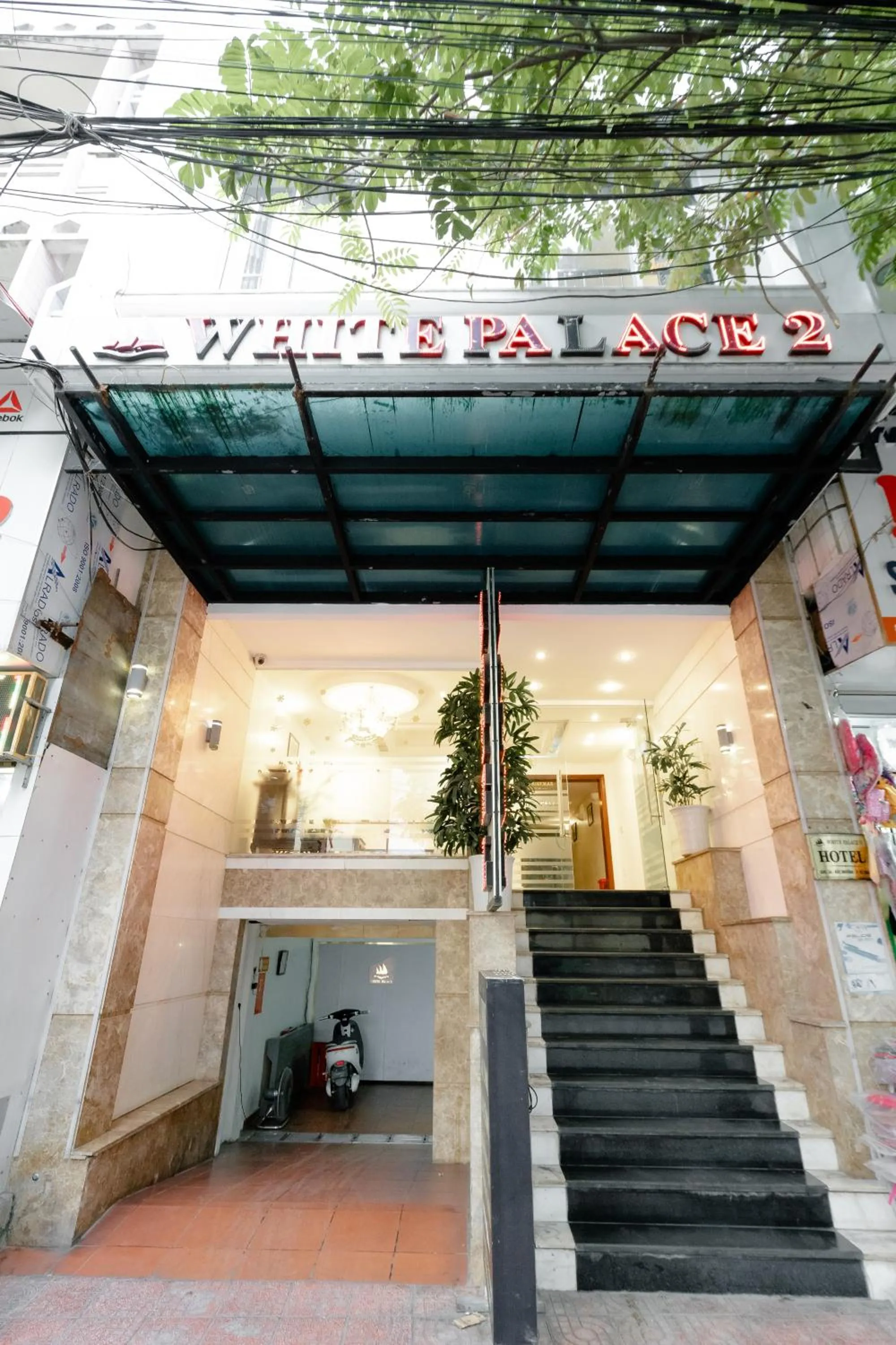 Property building in White Palace 2