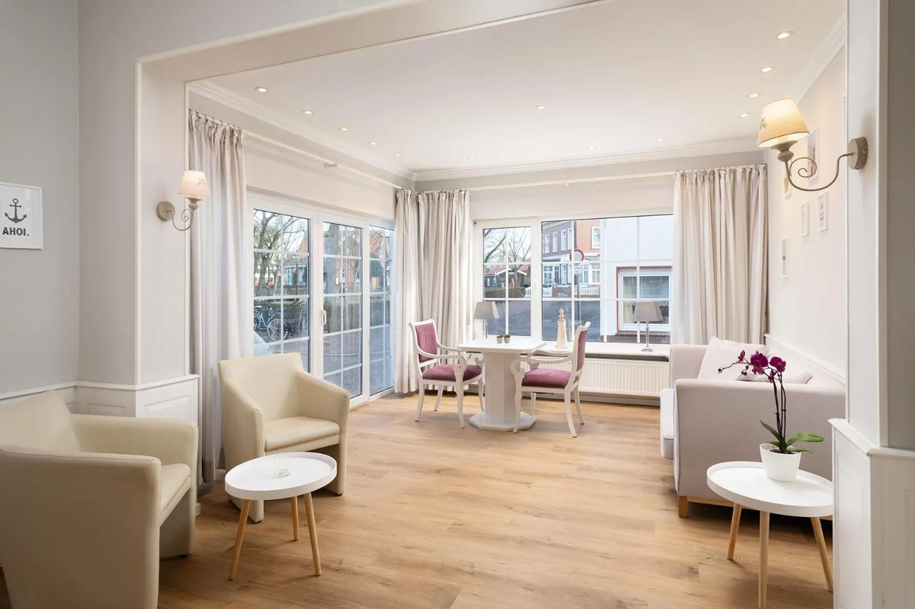 Lounge or bar in Hotel Haus am Park