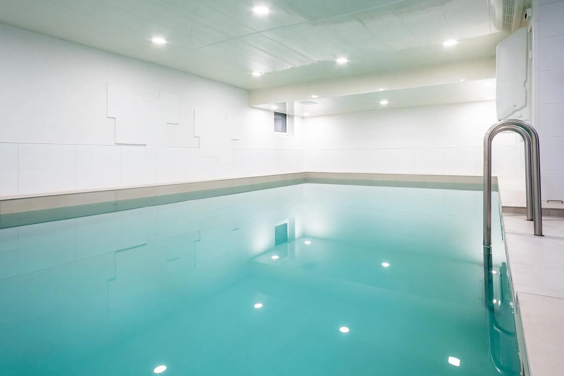 Swimming pool in Hotel Haus am Park