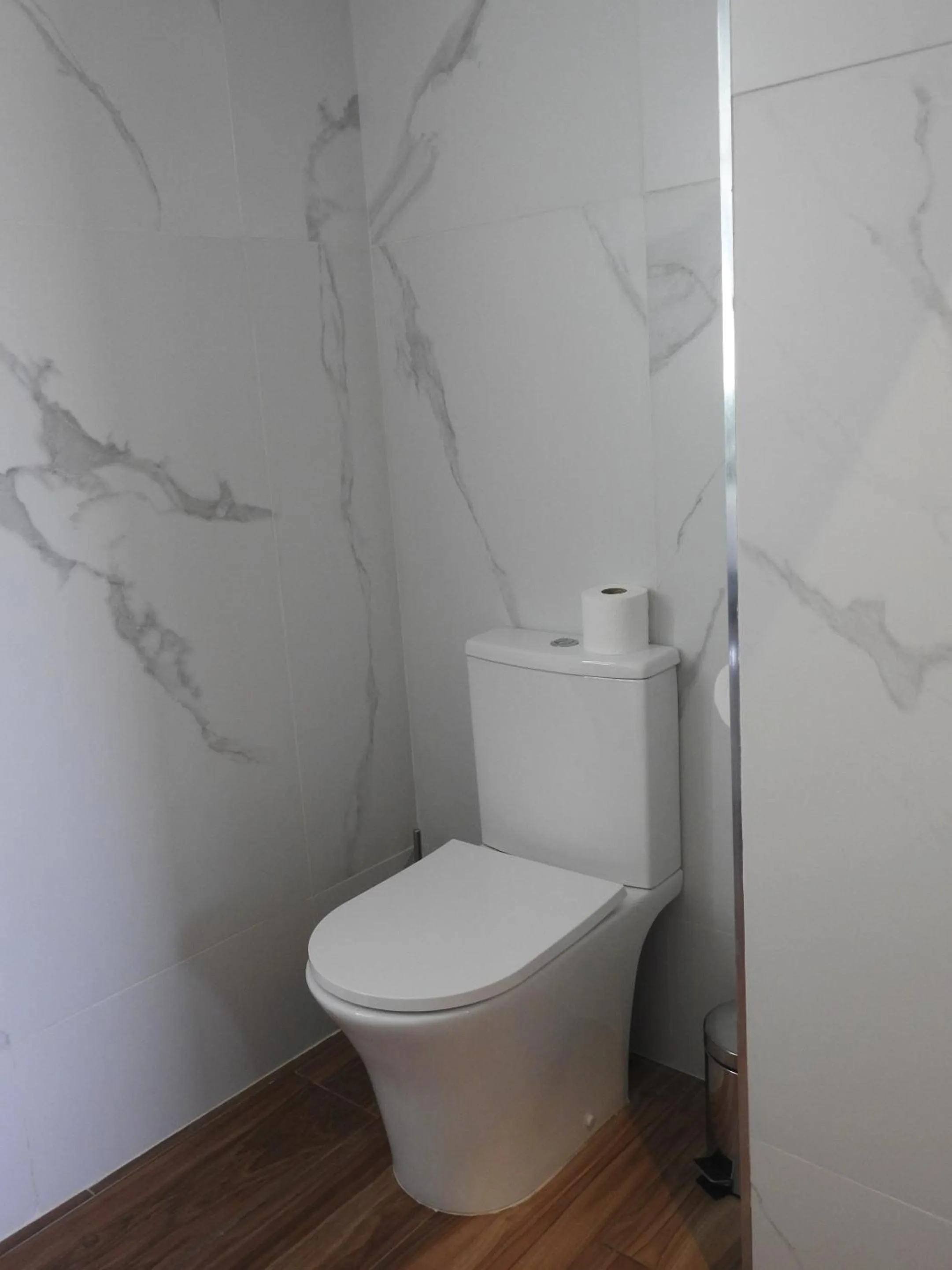 Bathroom in Sandra Rooms