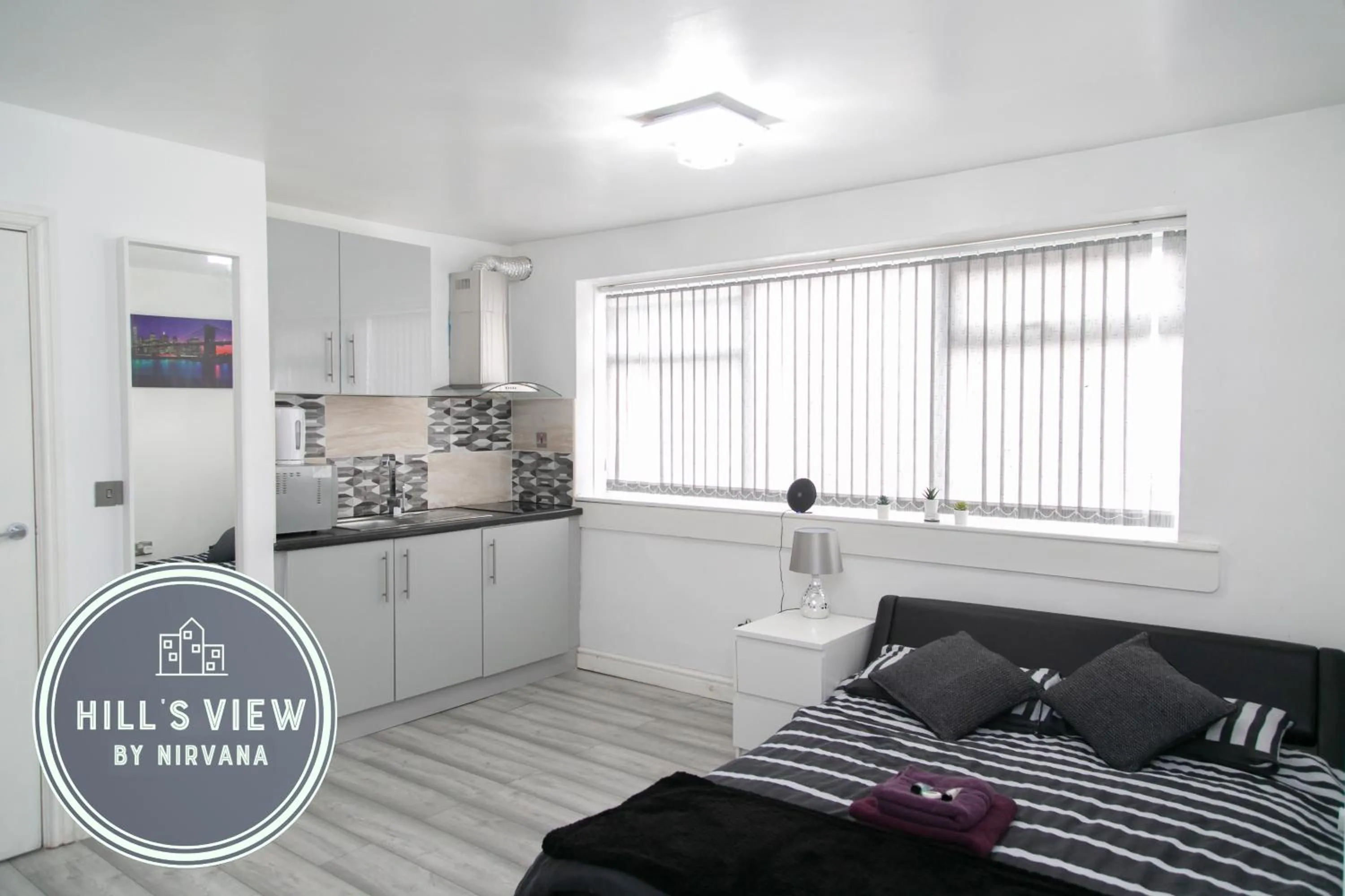 Bed in Hills View Apartments