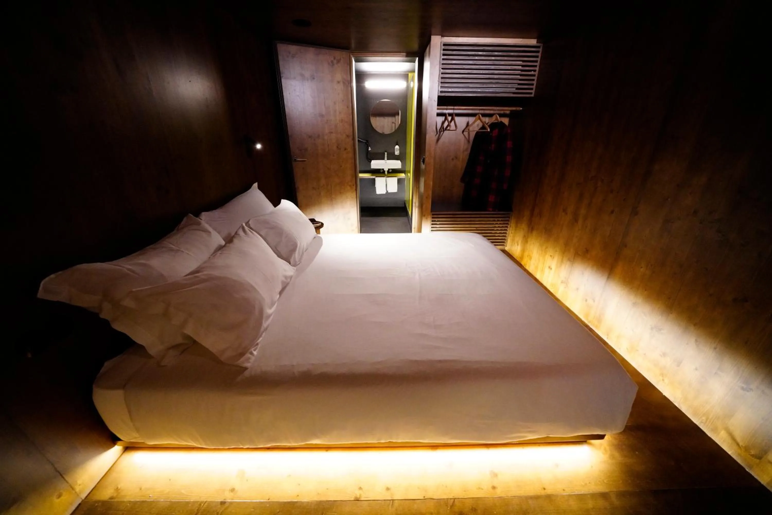 Bedroom, Bed in Zero Box Lodge Coimbra