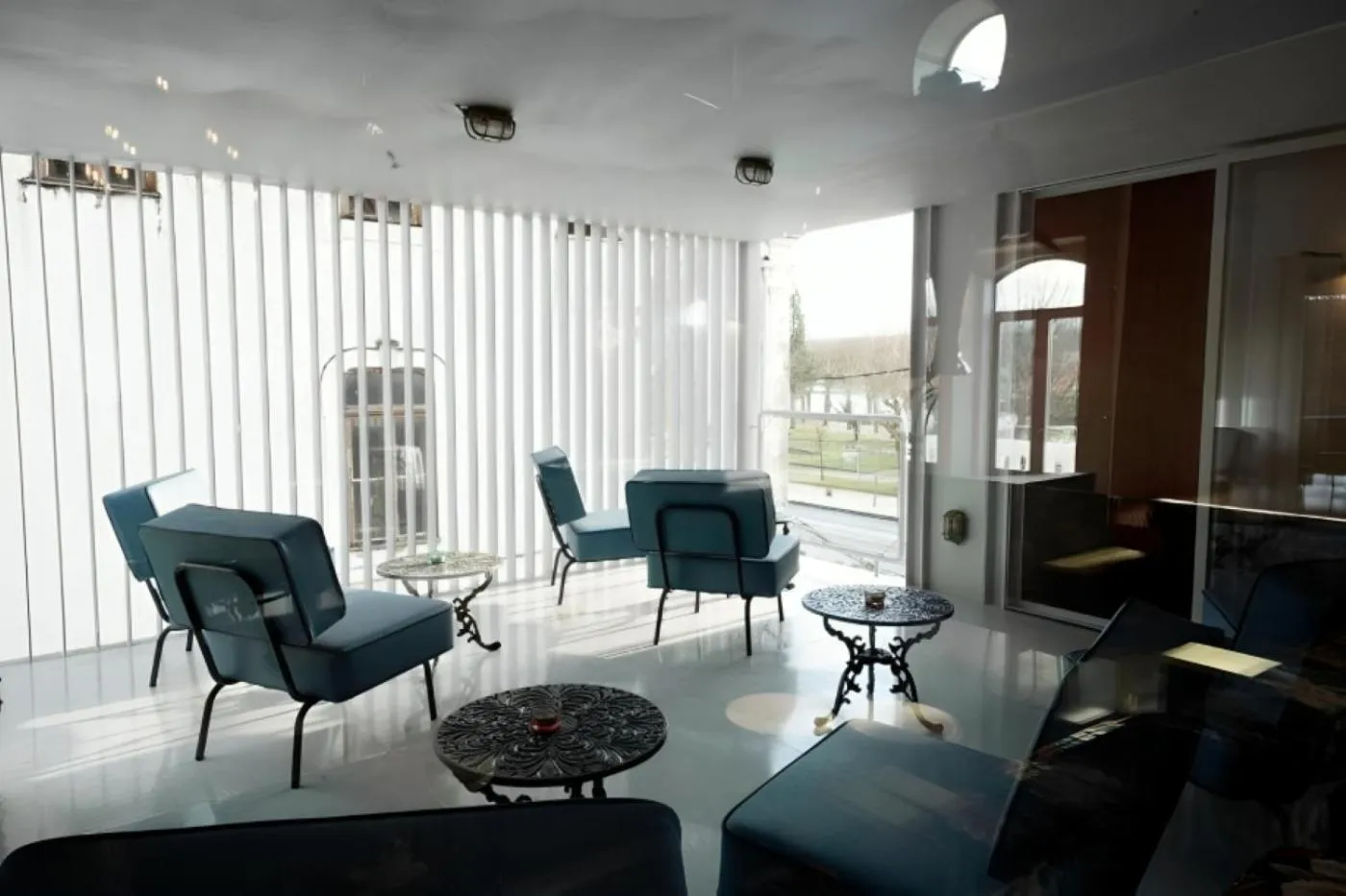 Restaurant/places to eat in Zero Box Lodge Coimbra