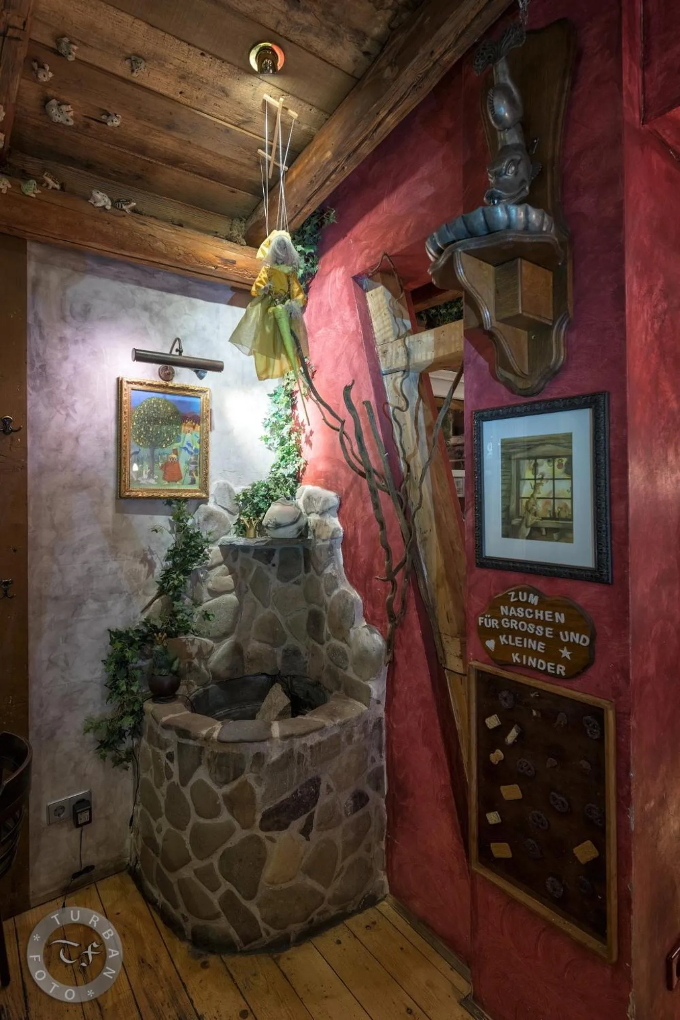 Restaurant/places to eat in Hotel Kleine Zauberwelt - Wo Märchen wahr werden