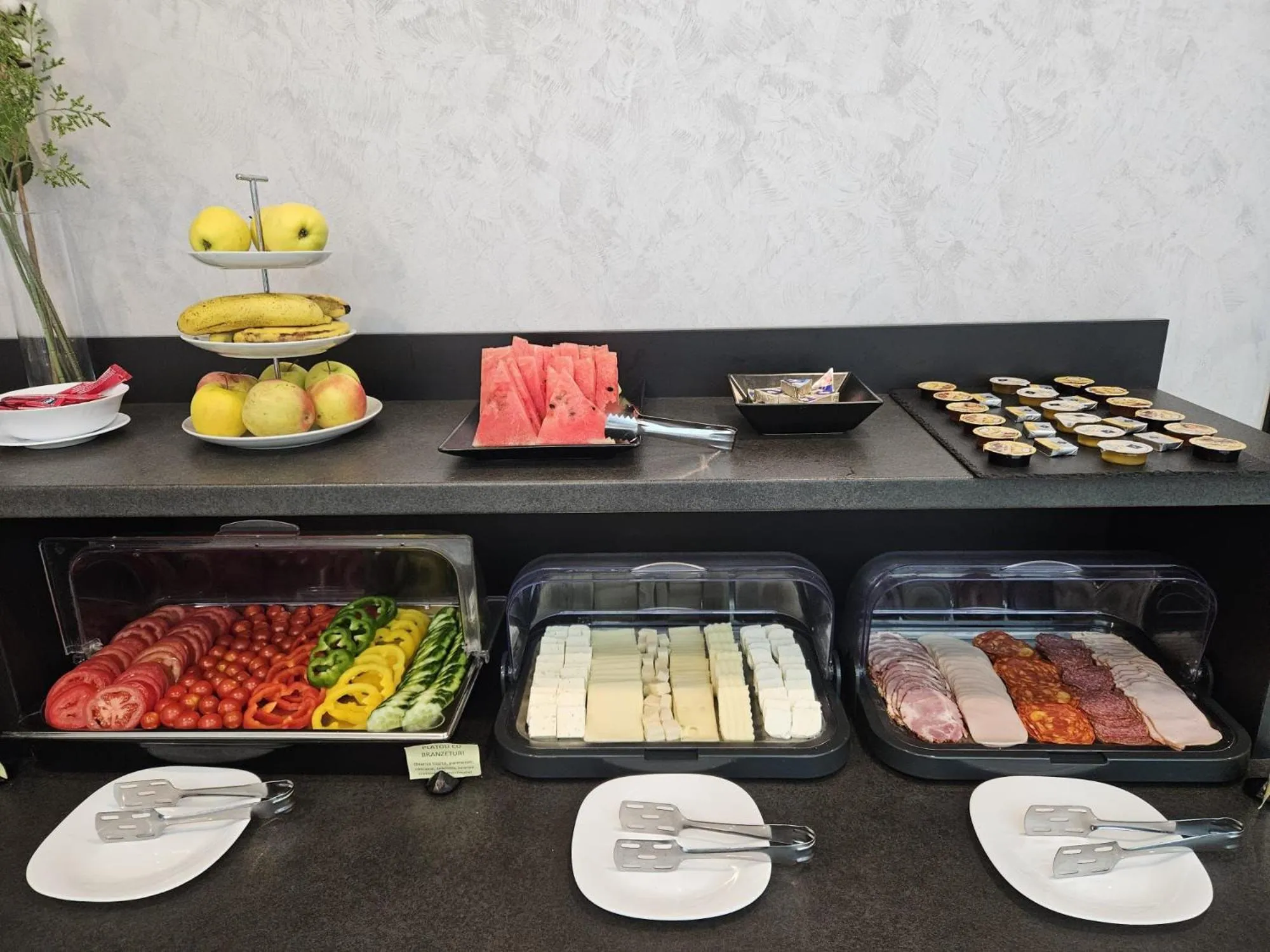 Dining area in Hotel Javu