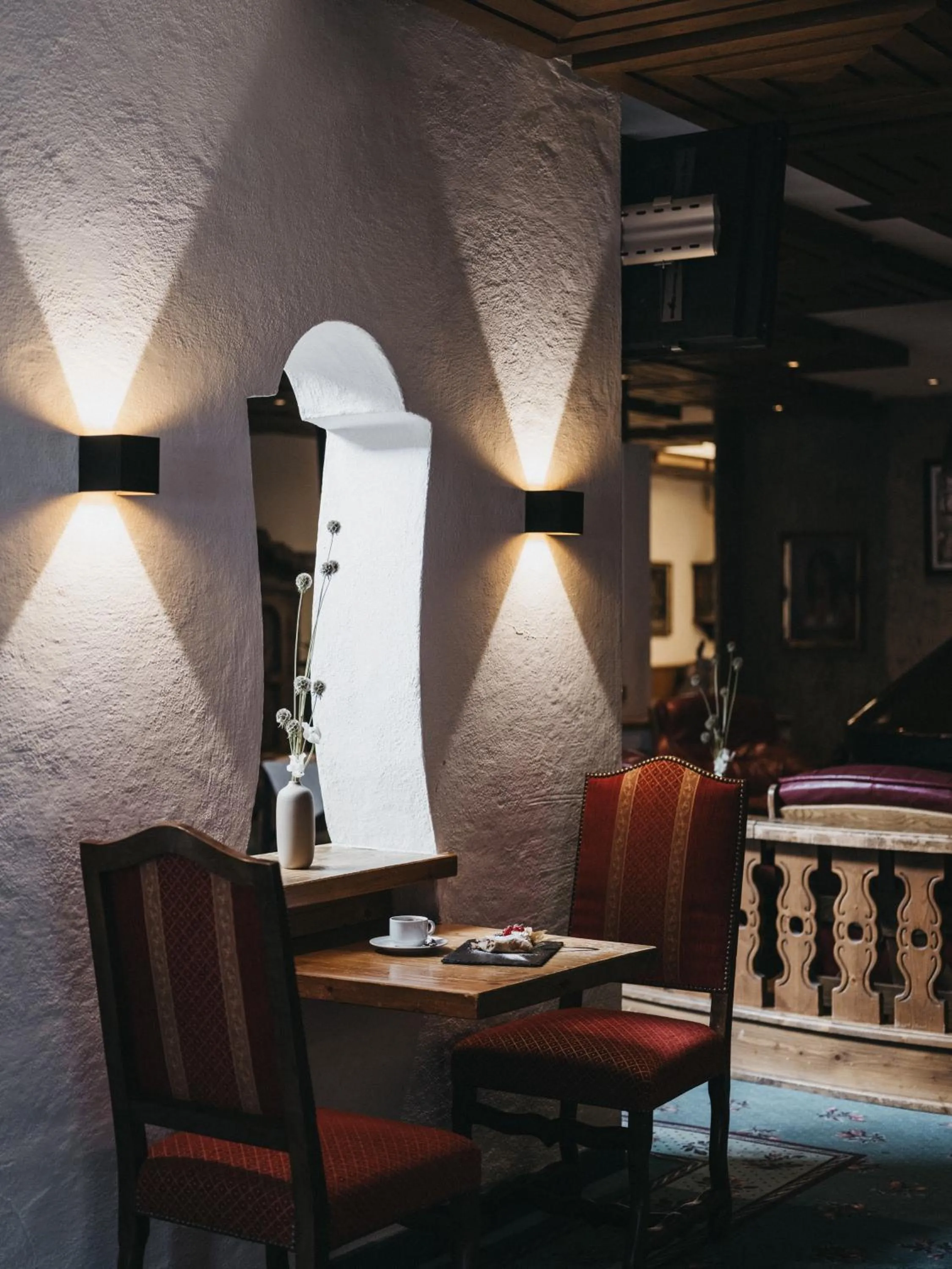 Lounge or bar in Sporthotel Royer