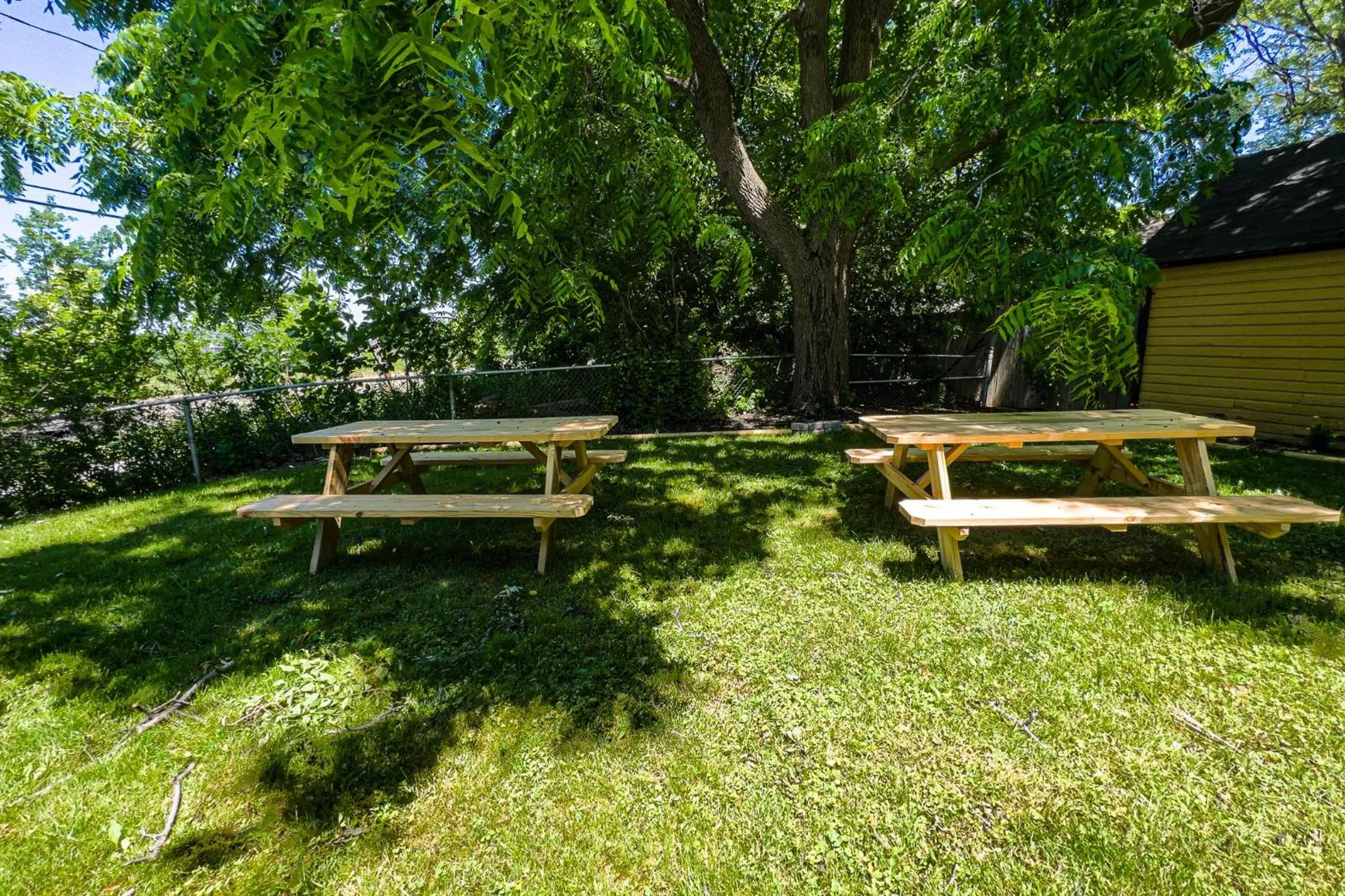 The Grand Gorge Villa-With Private Yard & Parking, Minutes From Falls & Casino by Niagara Hospitaliy