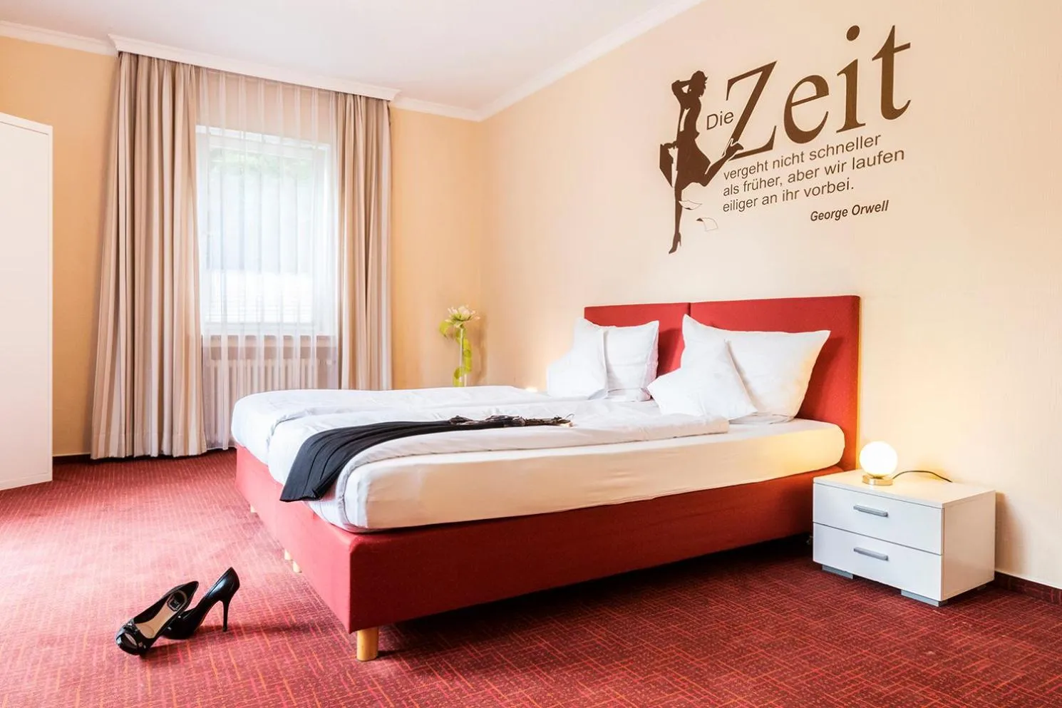 Photo of the whole room, Bed in Hotel Elisabetha Garni