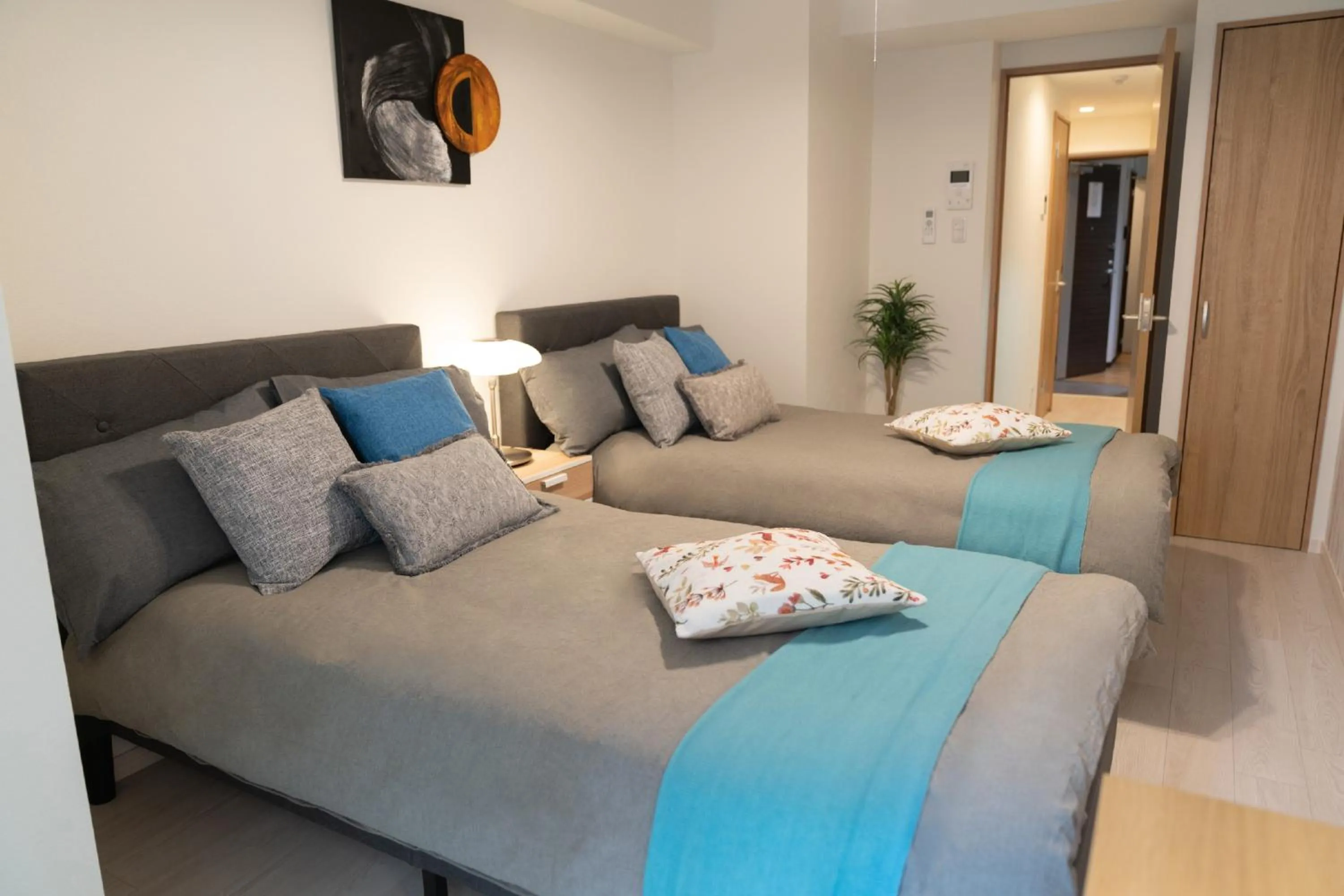 Bed in OSAKA SUNSHINE TOWER51 l