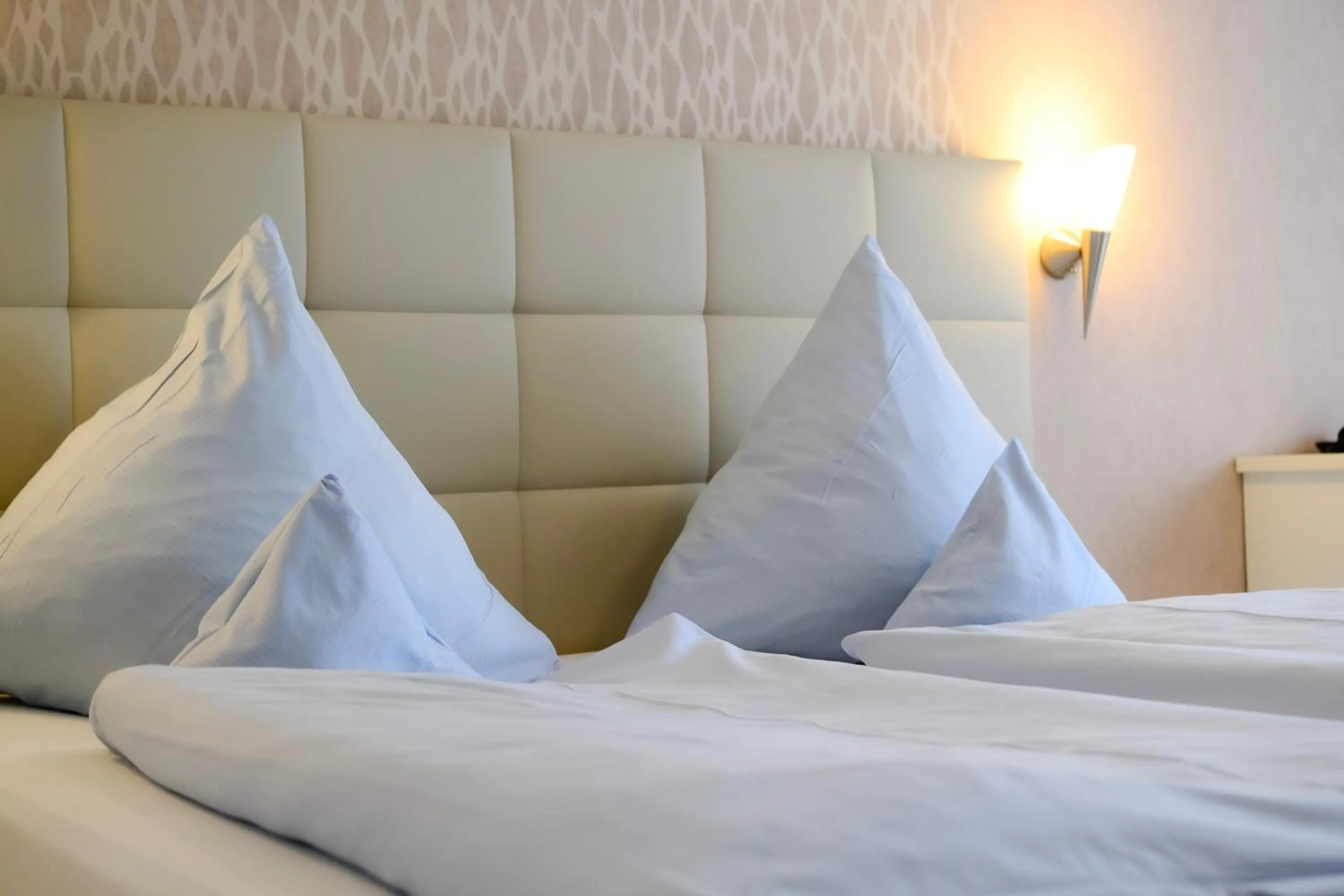 Photo of the whole room, Bed in Hotel Stockhausen GbR