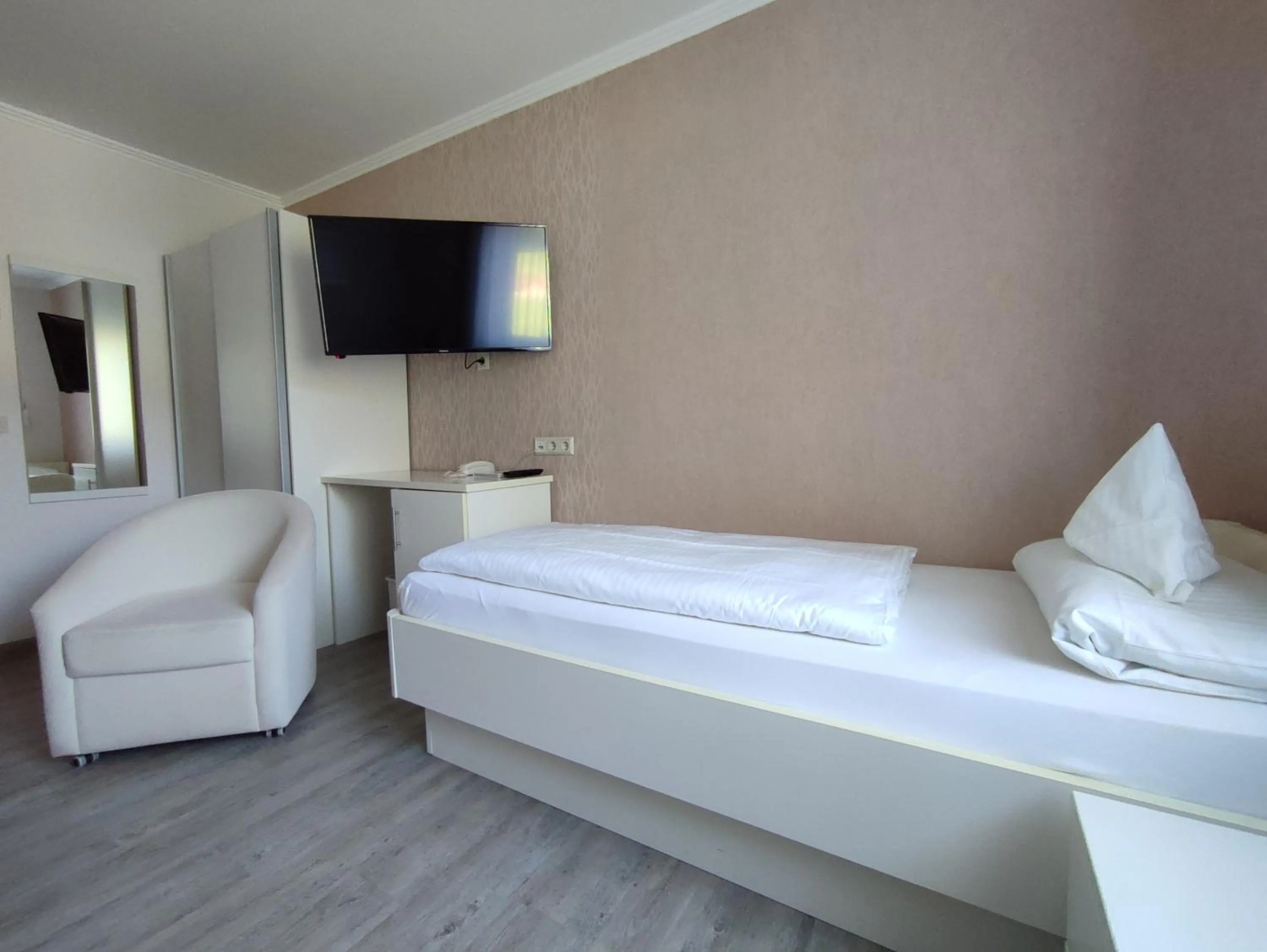 Bed in Hotel Stockhausen GbR