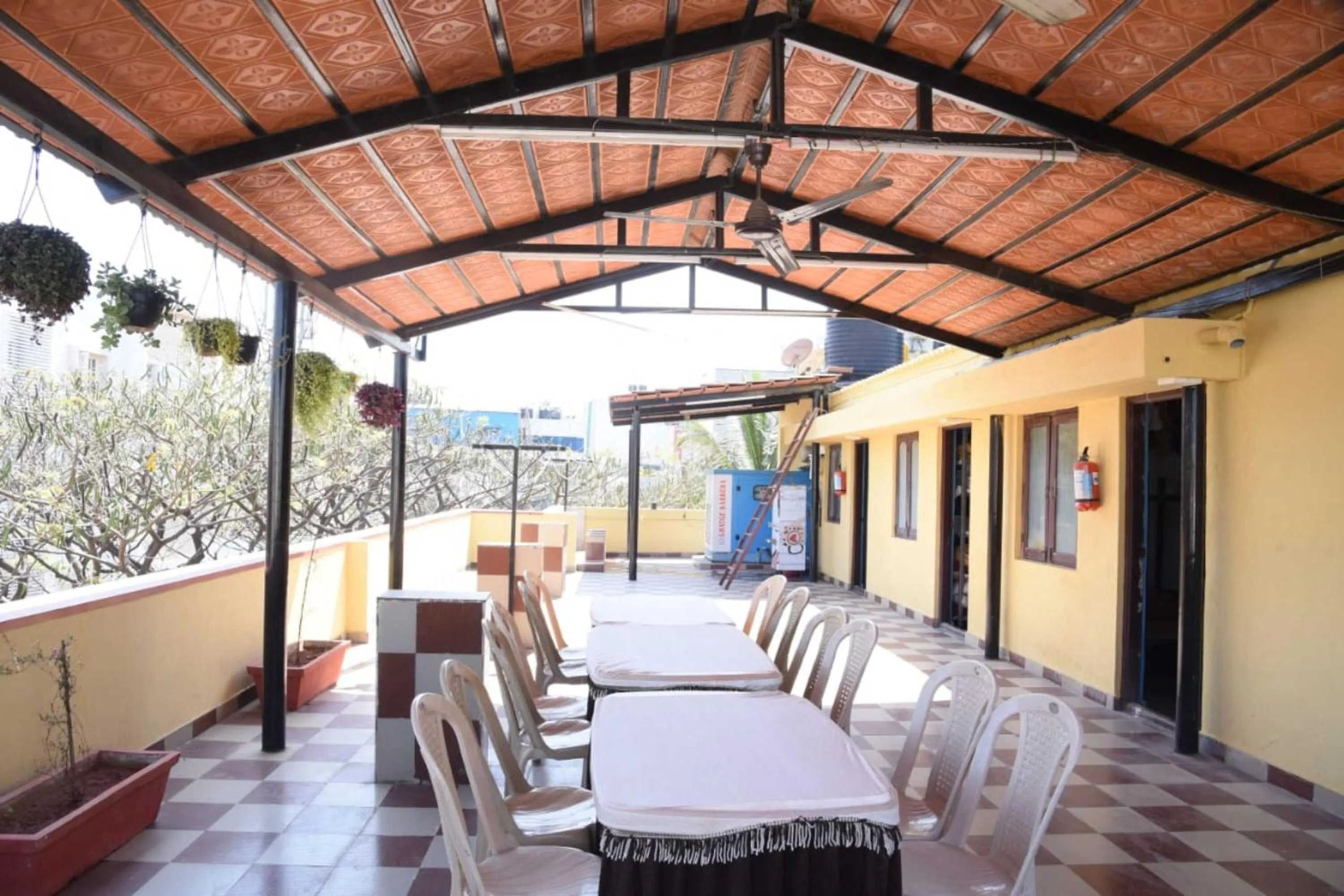 Patio in Star Bliss Plaza