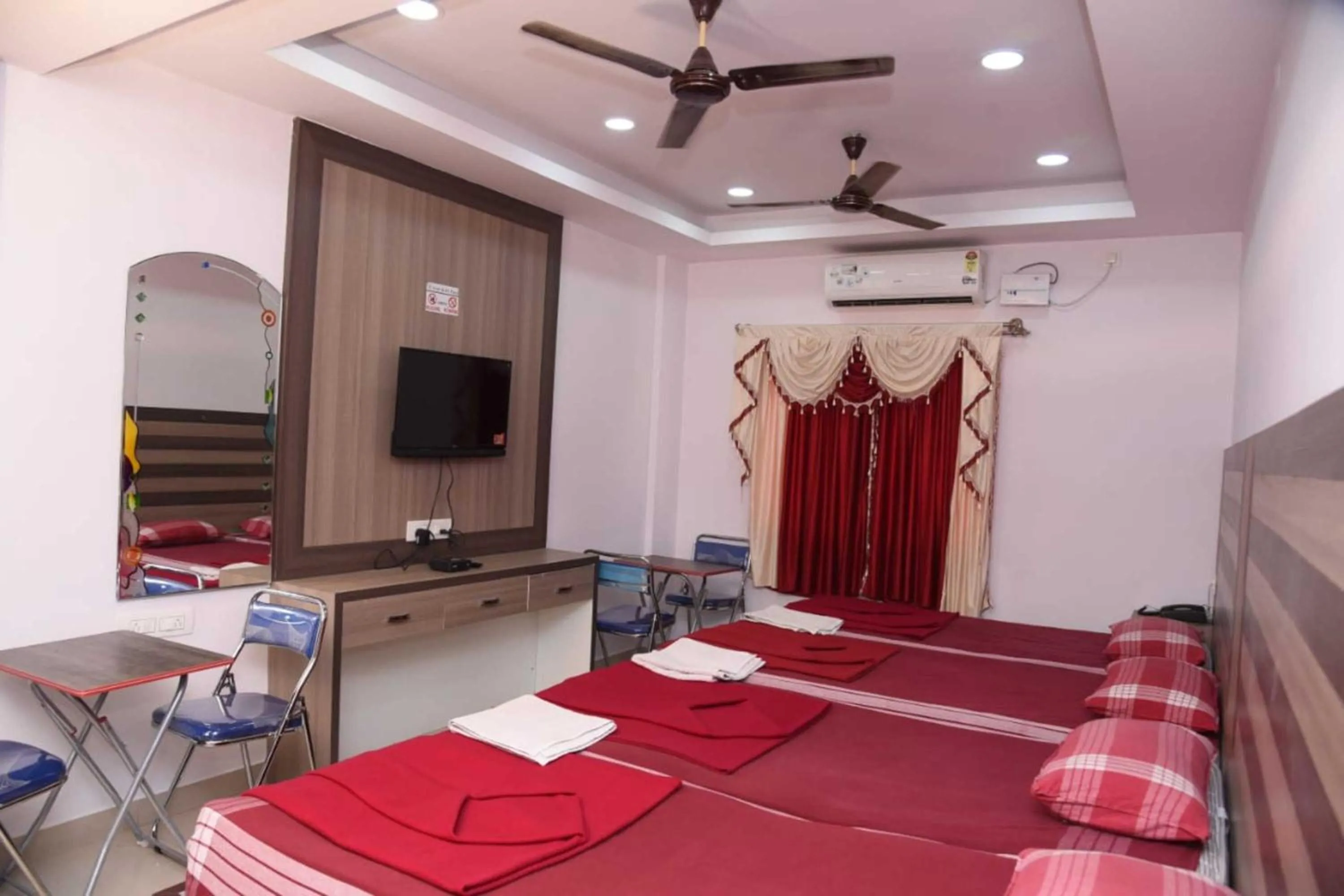 TV and multimedia, Bed in Star Bliss Plaza