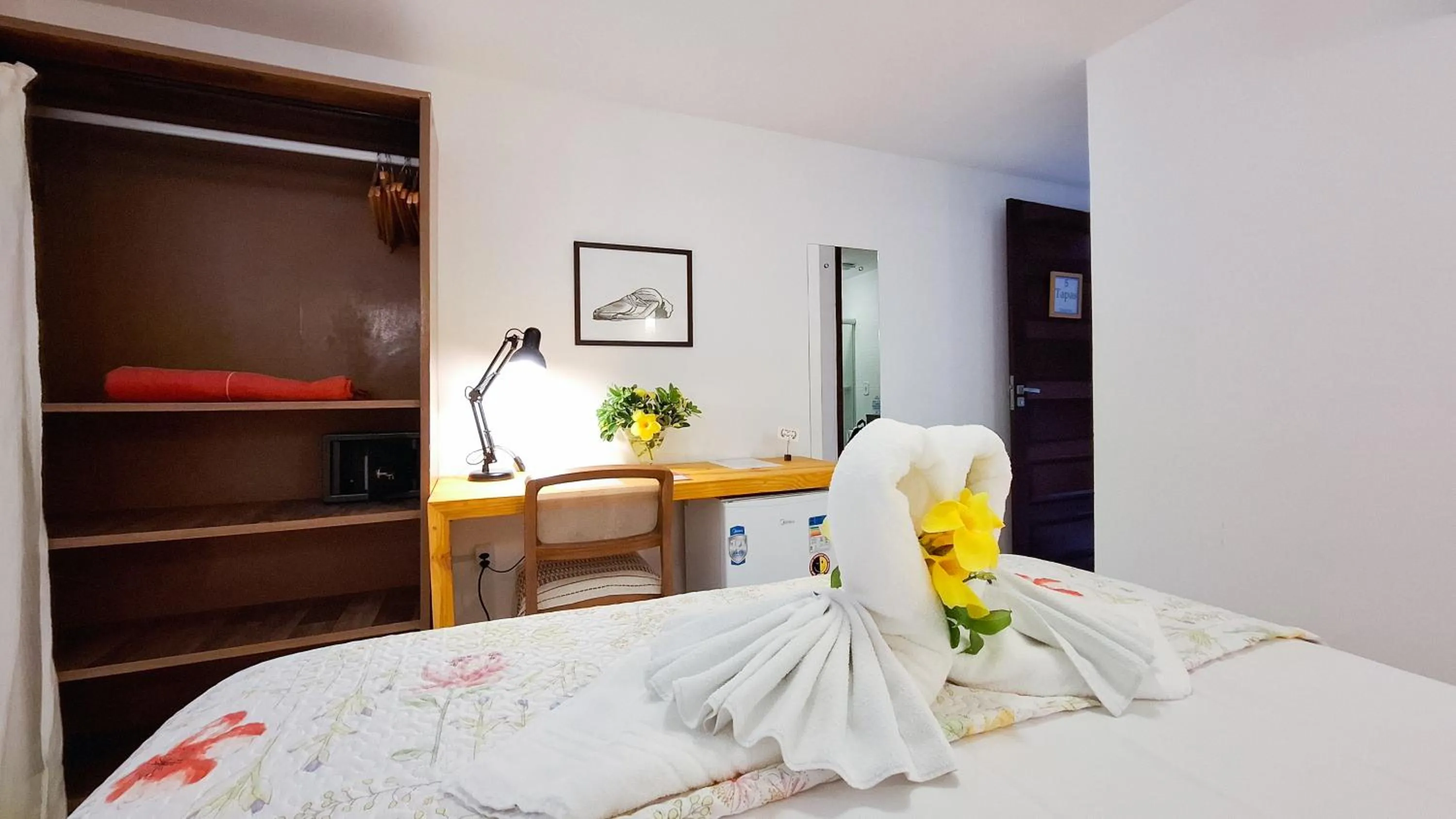 Bedroom, Bed in Pousada Ecohar Yoga