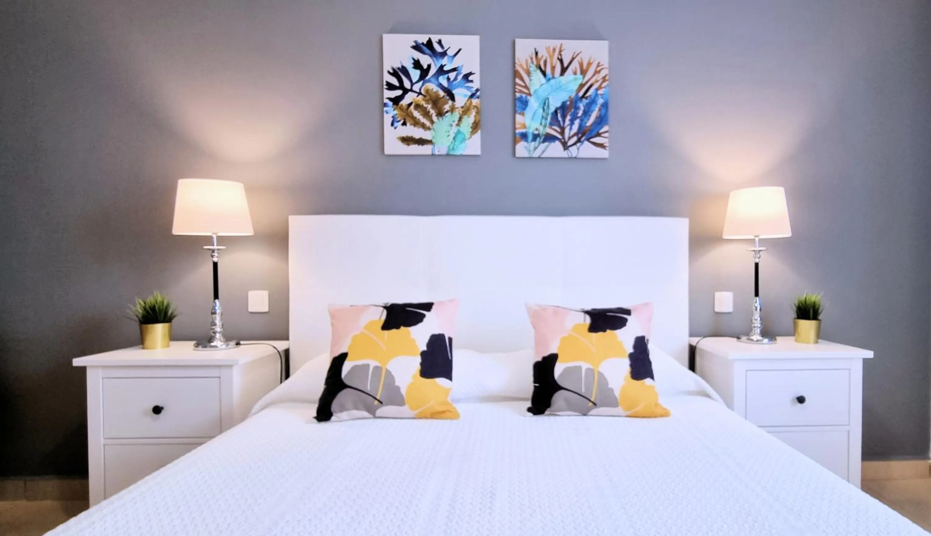 Bed in Caléndula Beach 1ºLinea mar