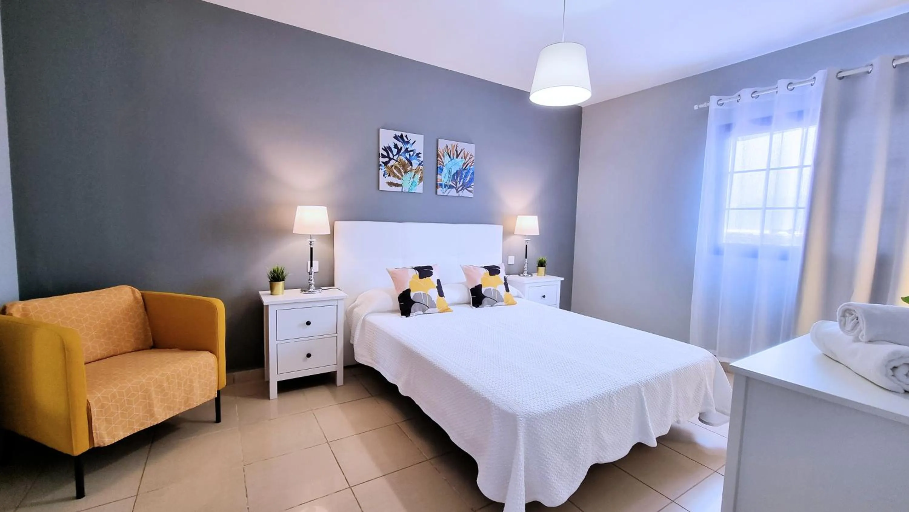 Bed in Caléndula Beach 1ºLinea mar