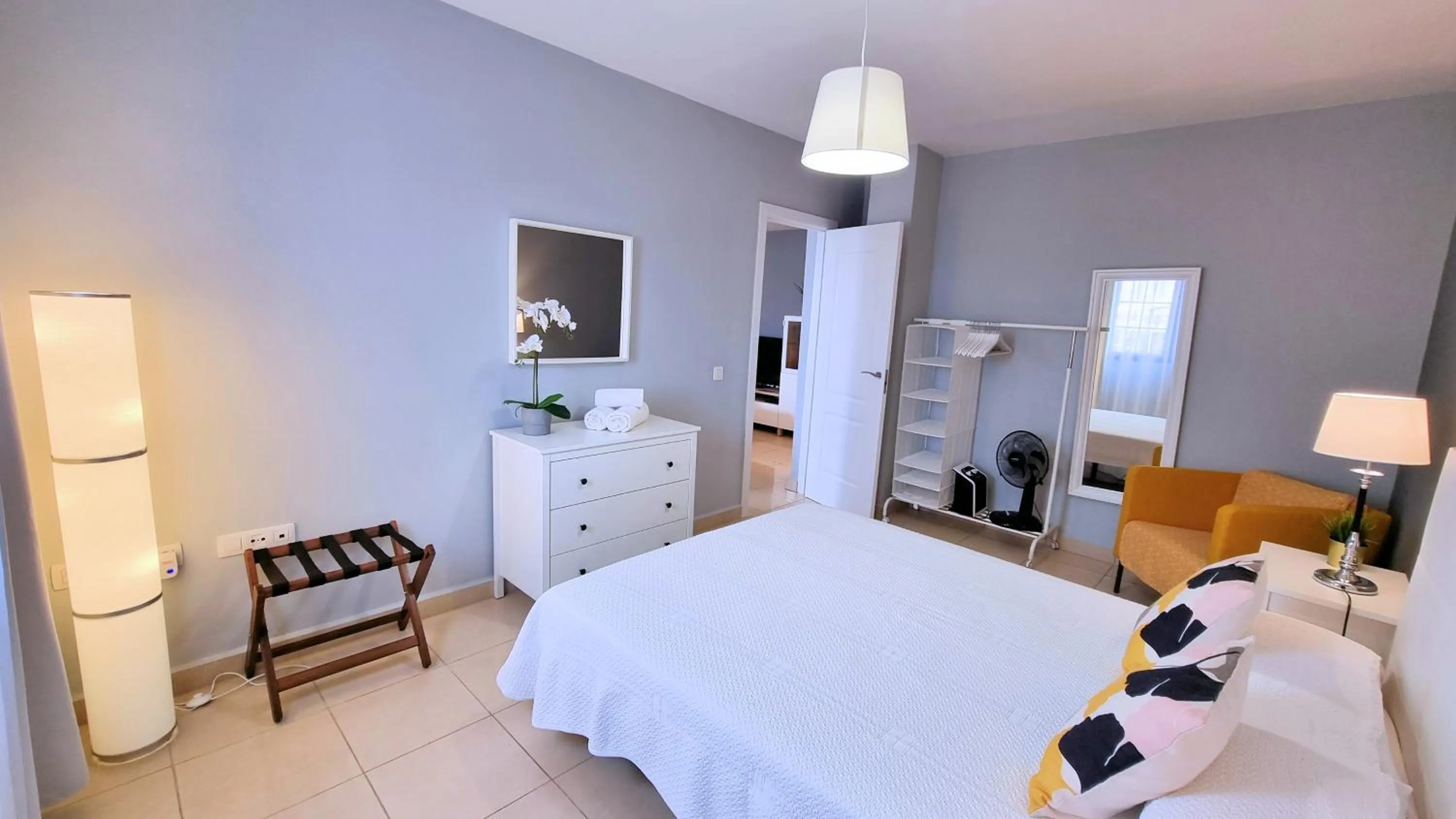 Bed in Caléndula Beach 1ºLinea mar