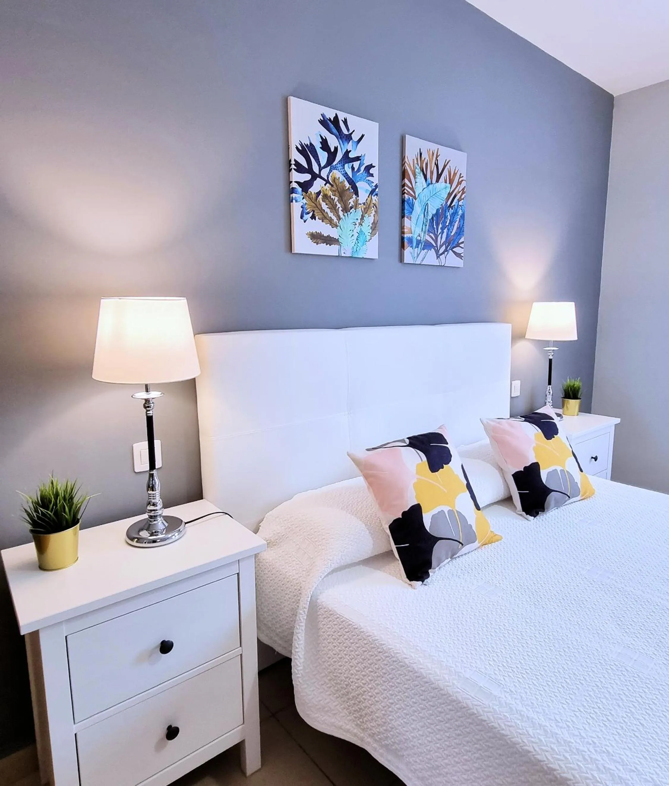 Bed in Caléndula Beach 1ºLinea mar