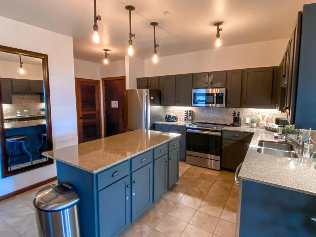 Remodeled Ski In-Out - 305 Soaring Eagle - Luxury!