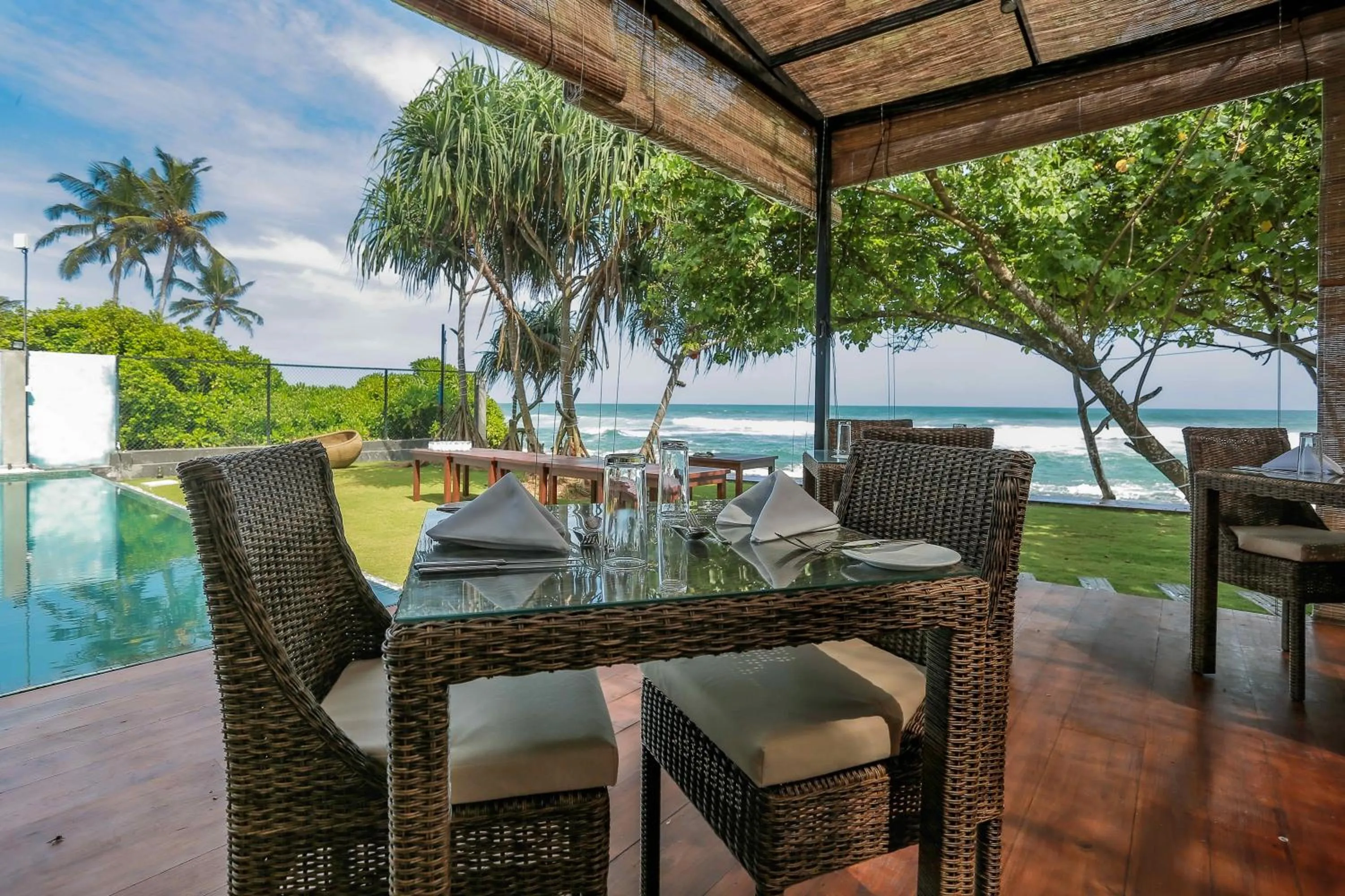 Restaurant/places to eat in Beach & Bliss Mirissa