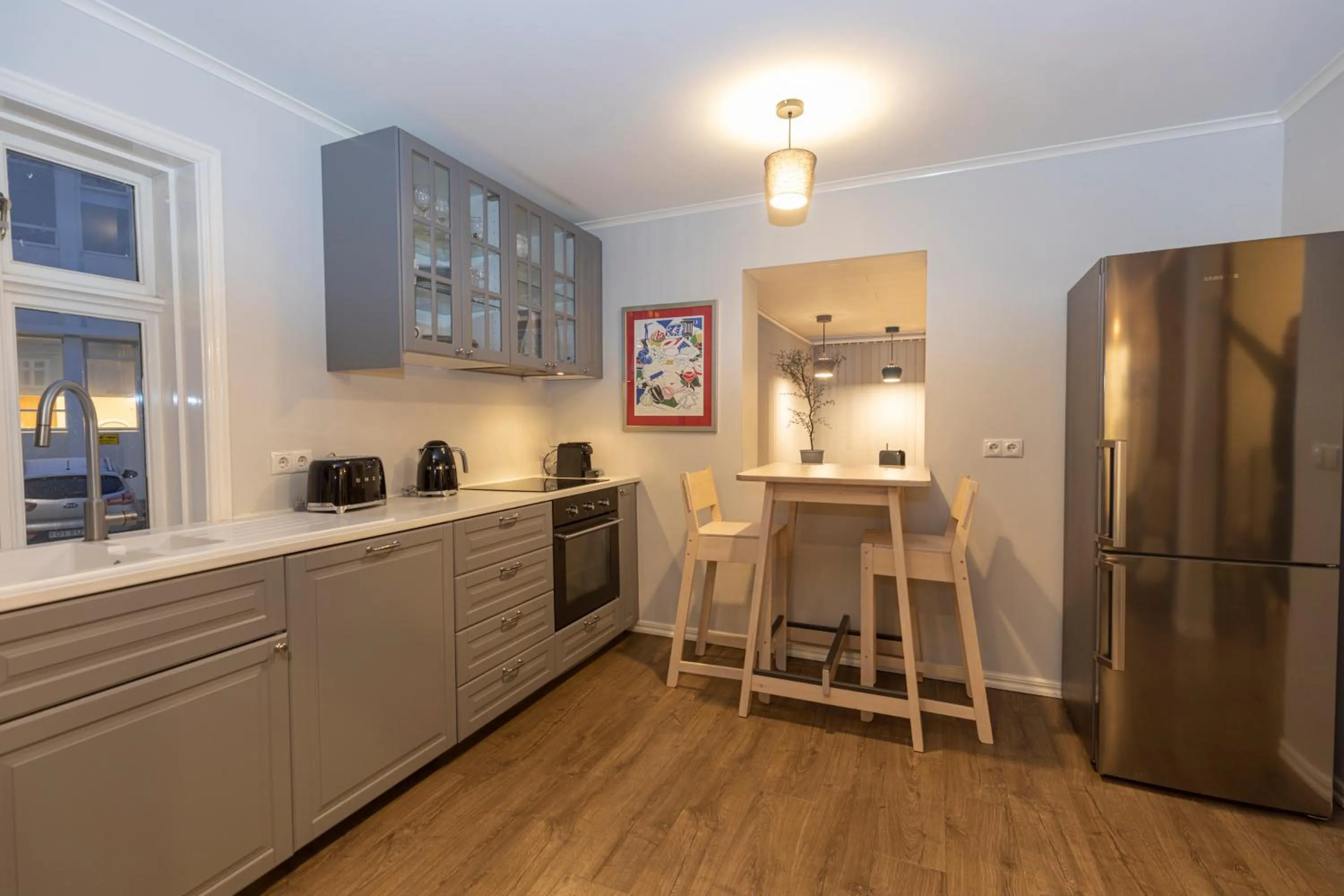 Kitchen or kitchenette in Day Dream Soleyjargata Rooms & Apartments