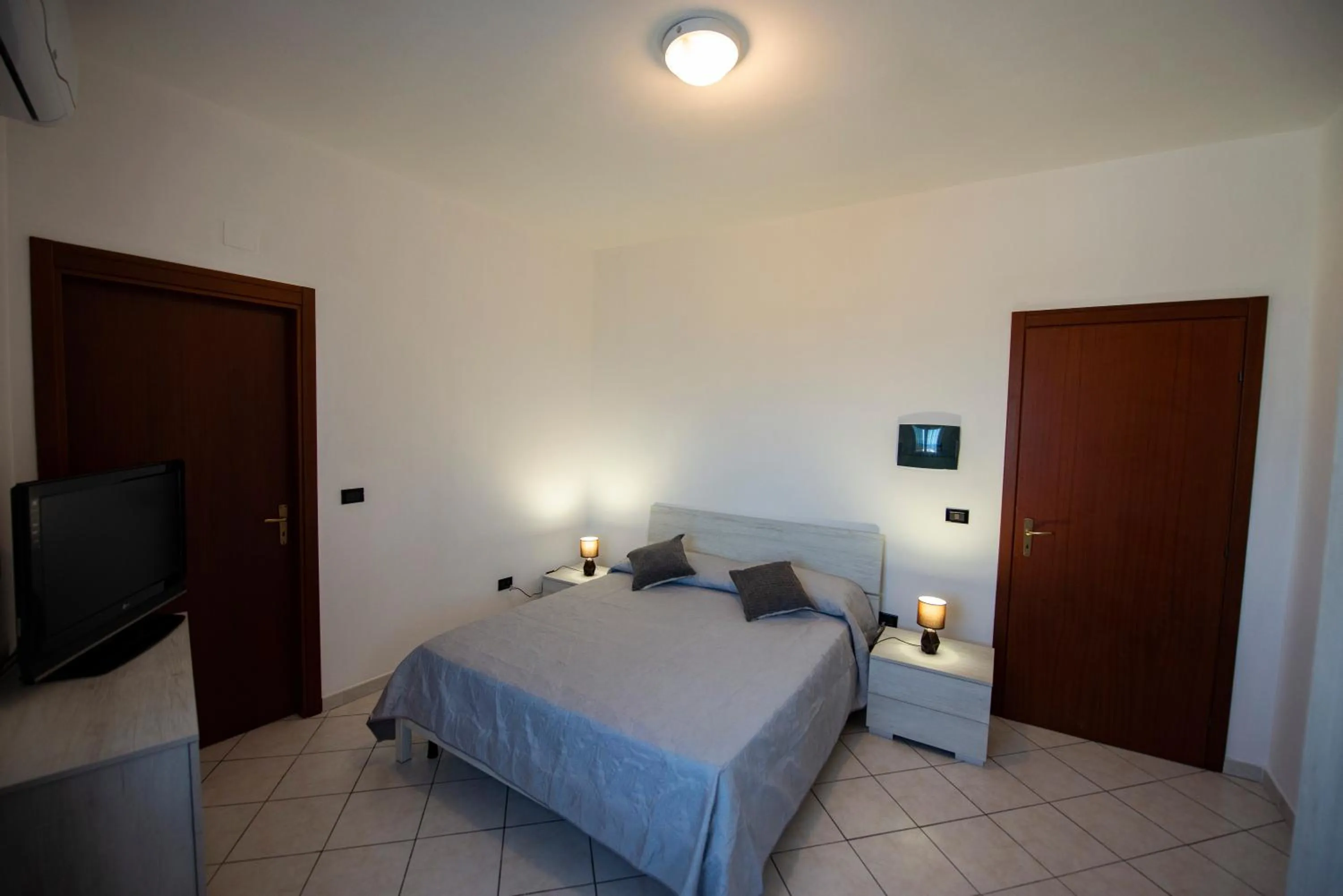 Photo of the whole room, Bed in B&B Esterita