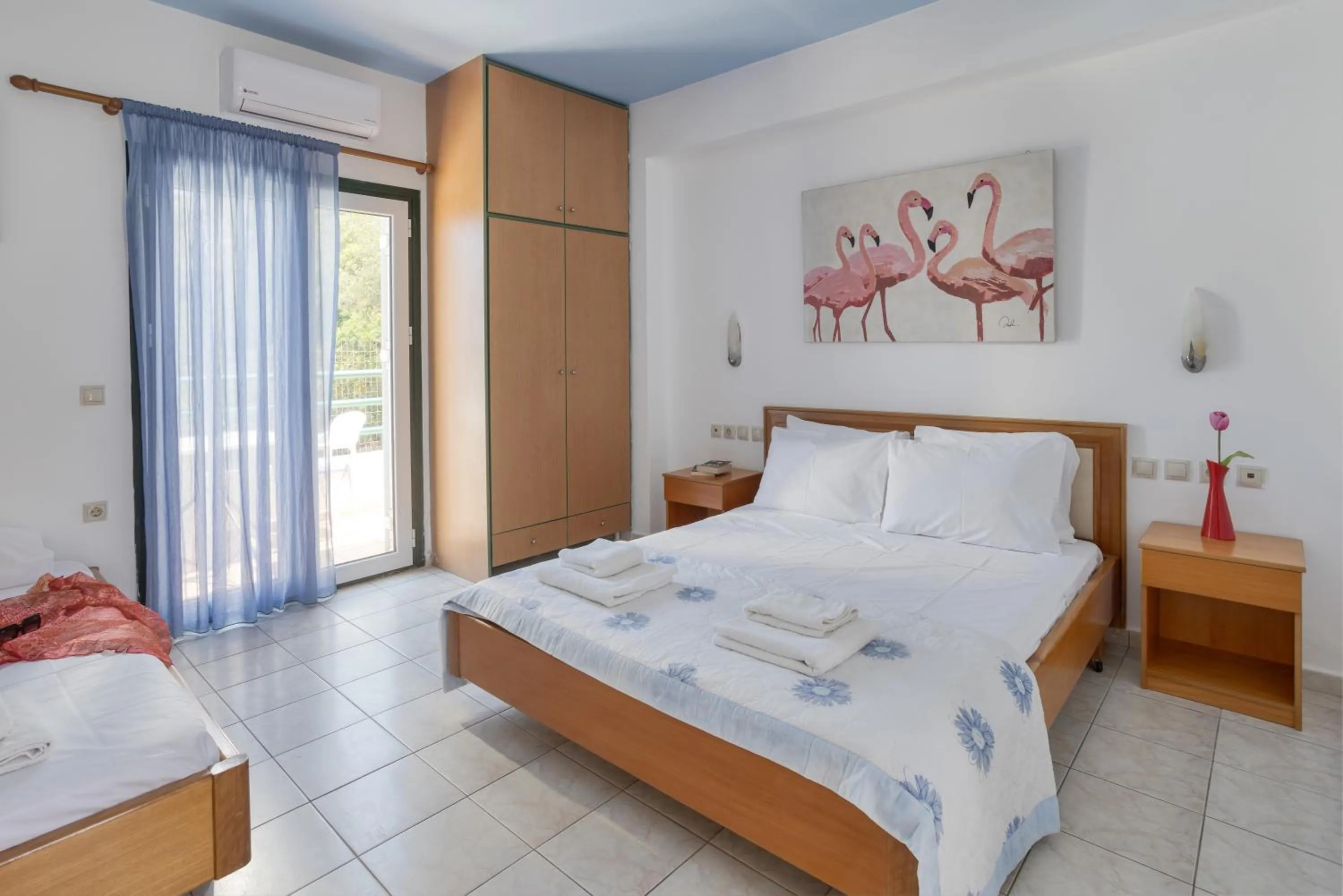 Bed in Sunny Hill by Estia