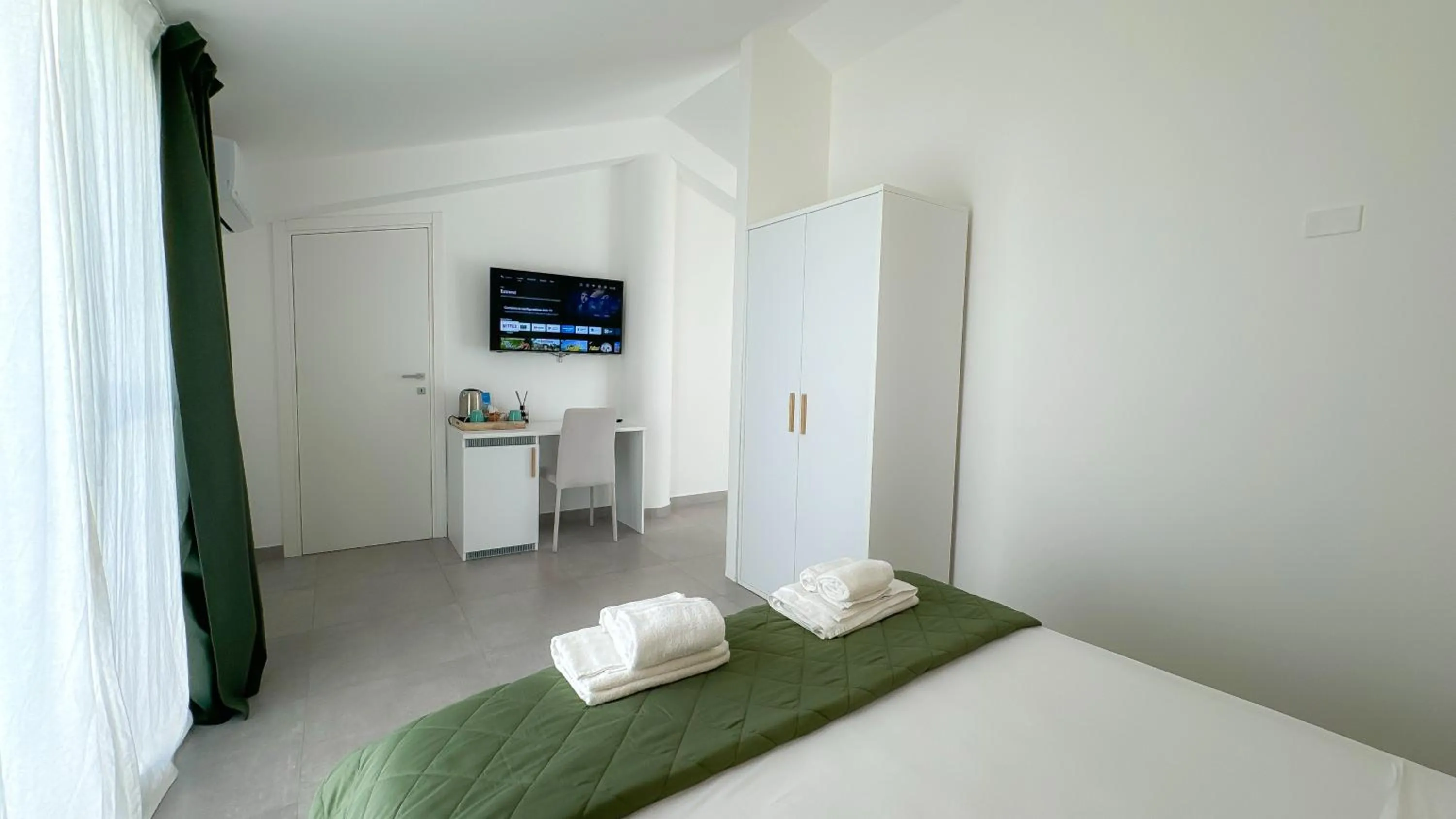 Bedroom in Dimora Calauriia - Adults Only