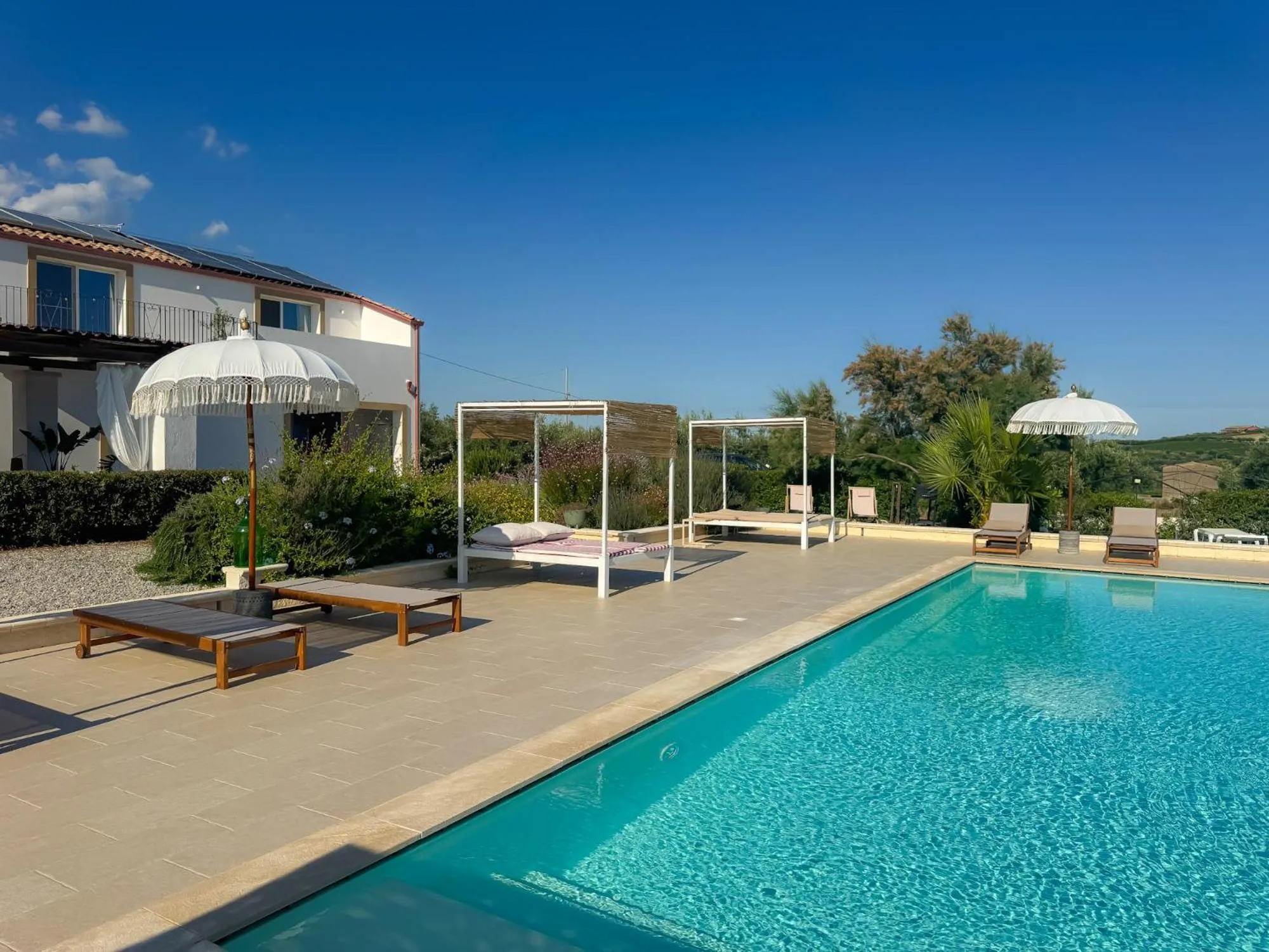 Swimming pool in Dimora Calauriia - Adults Only