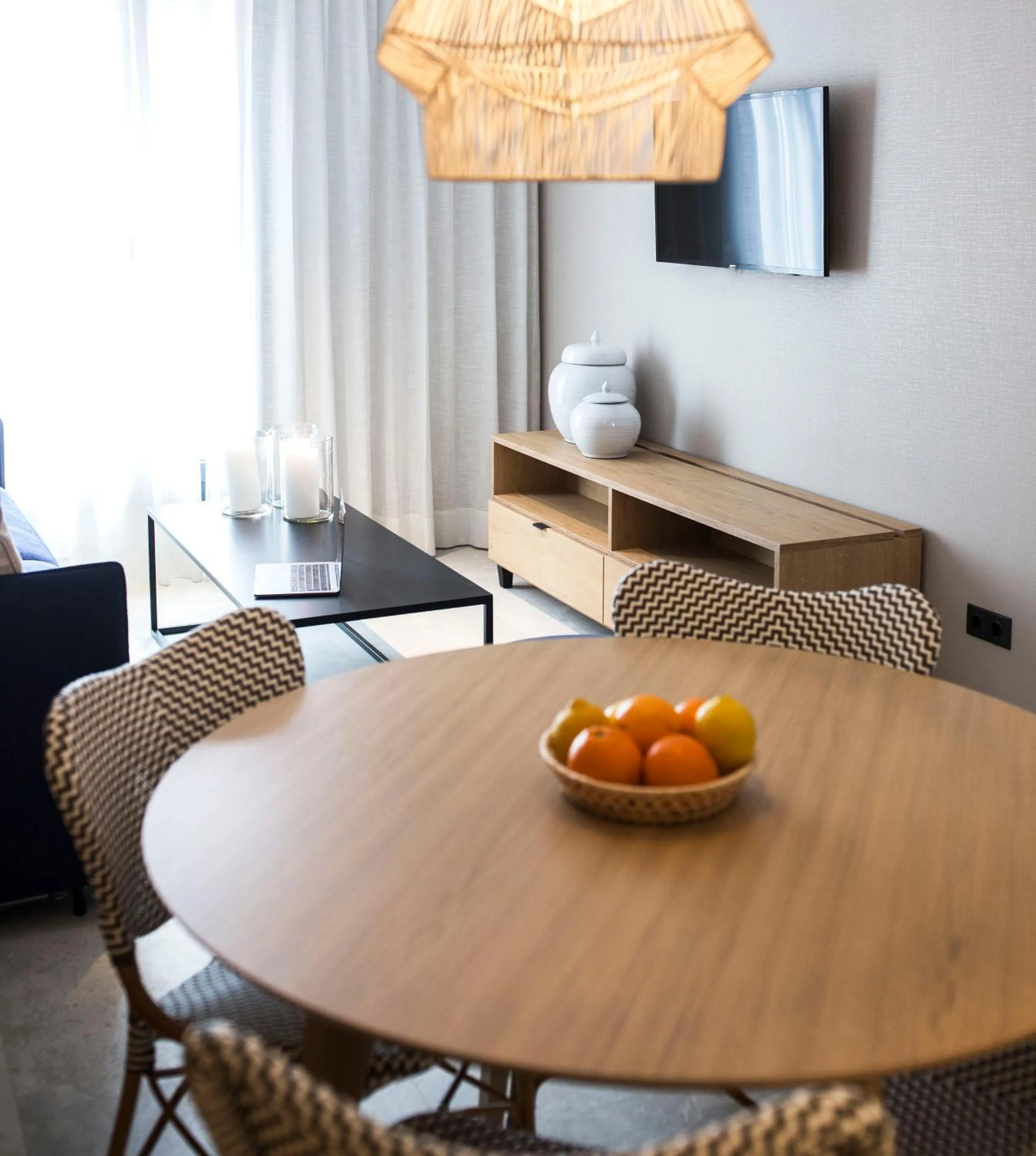 TV and multimedia in Goodnight Cádiz Apartments