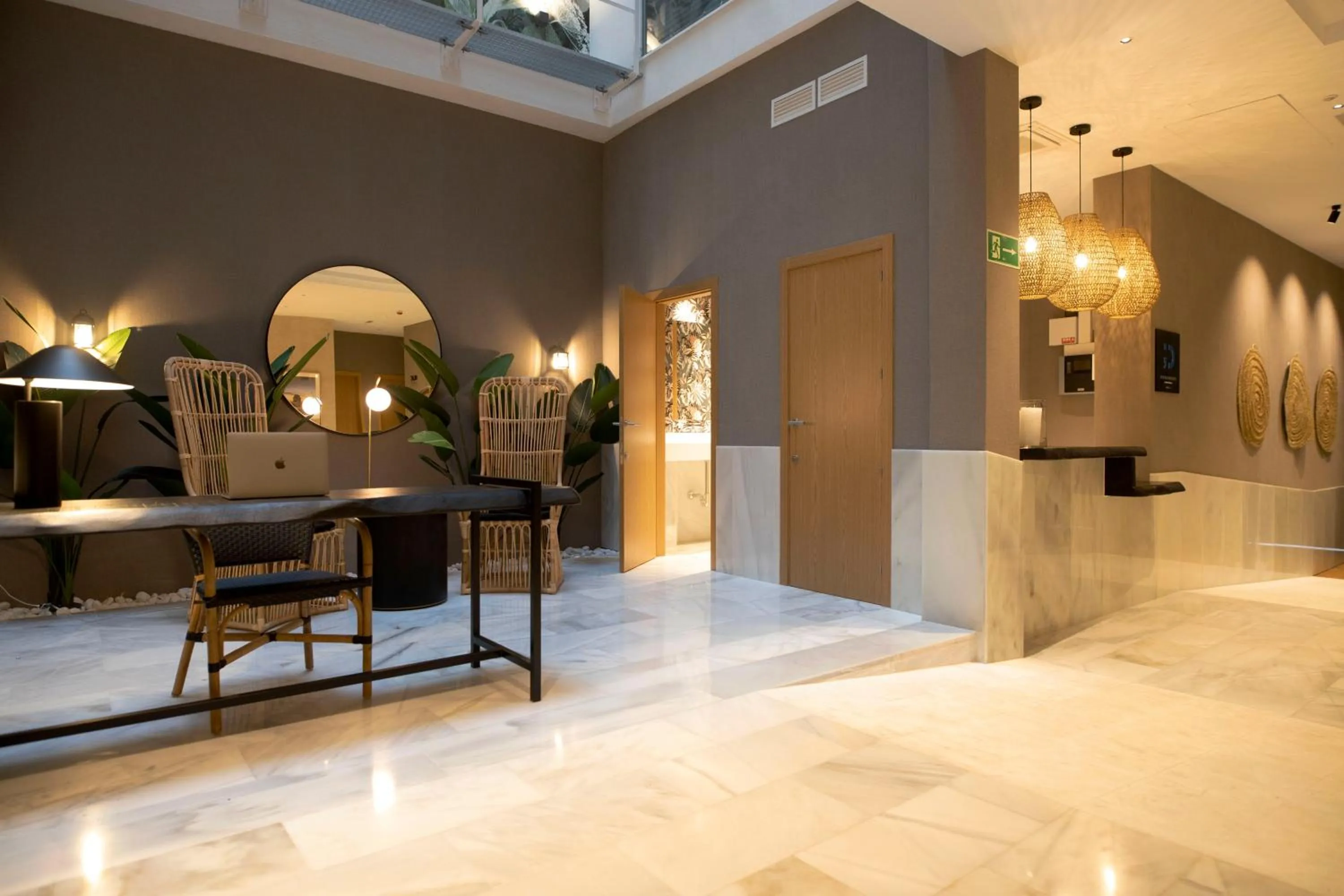 Lobby or reception in Goodnight Cádiz Apartments
