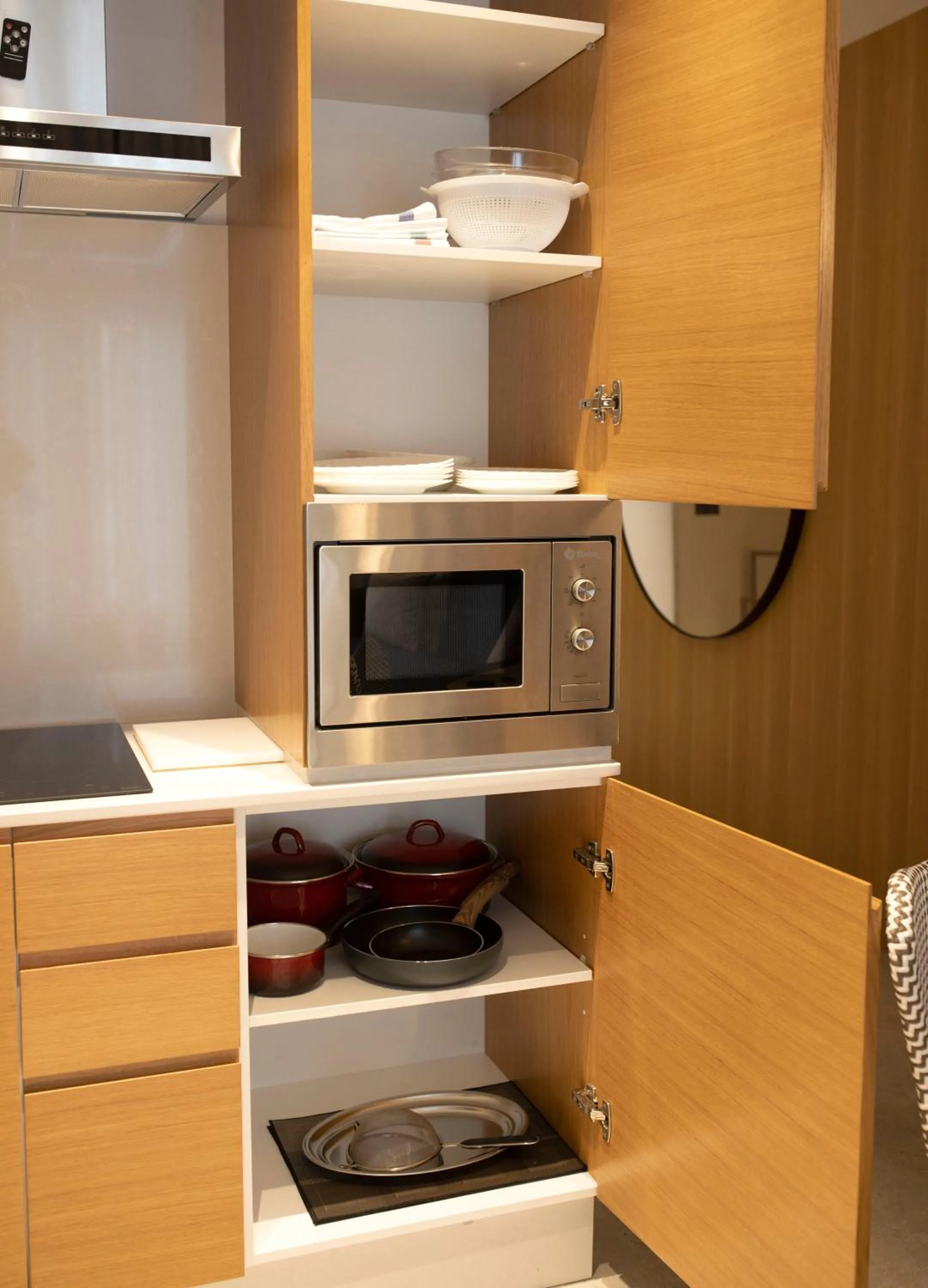 Kitchen or kitchenette in Goodnight Cádiz Apartments