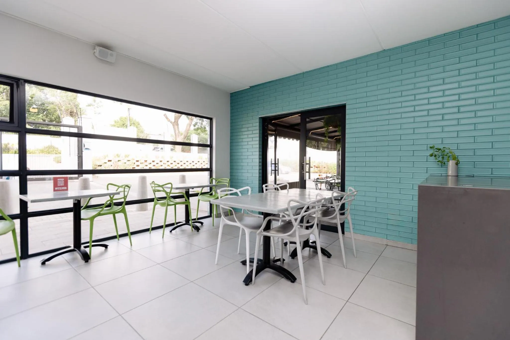 Lobby or reception in MINT Express Melrose View