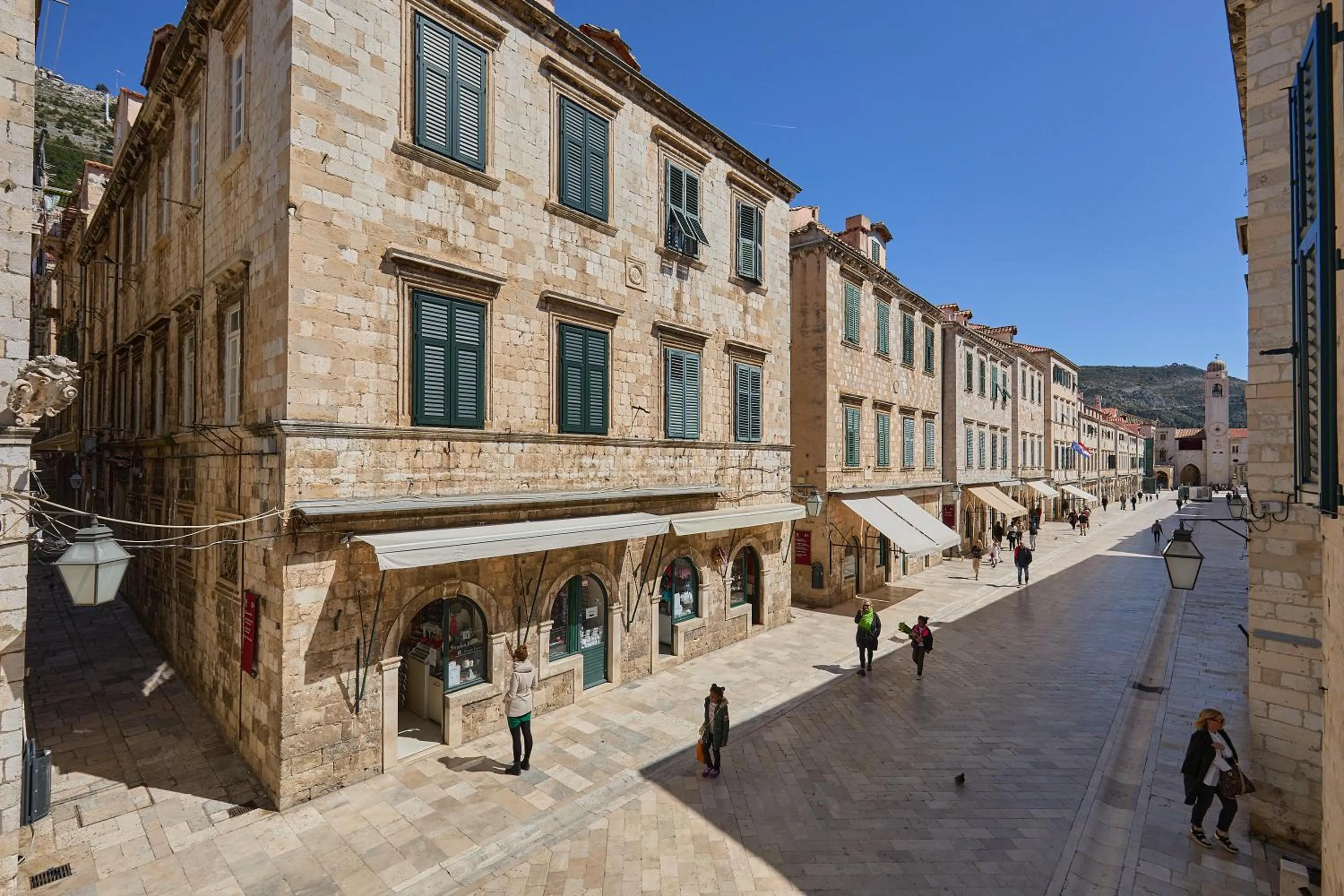 Nearby landmark in Bota Palace