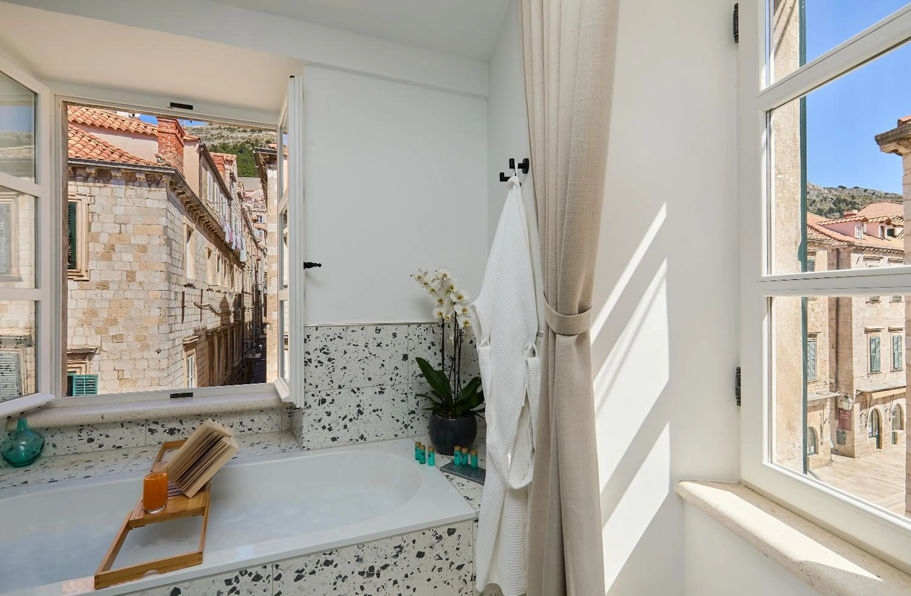 Nearby landmark, Bed in Bota Palace