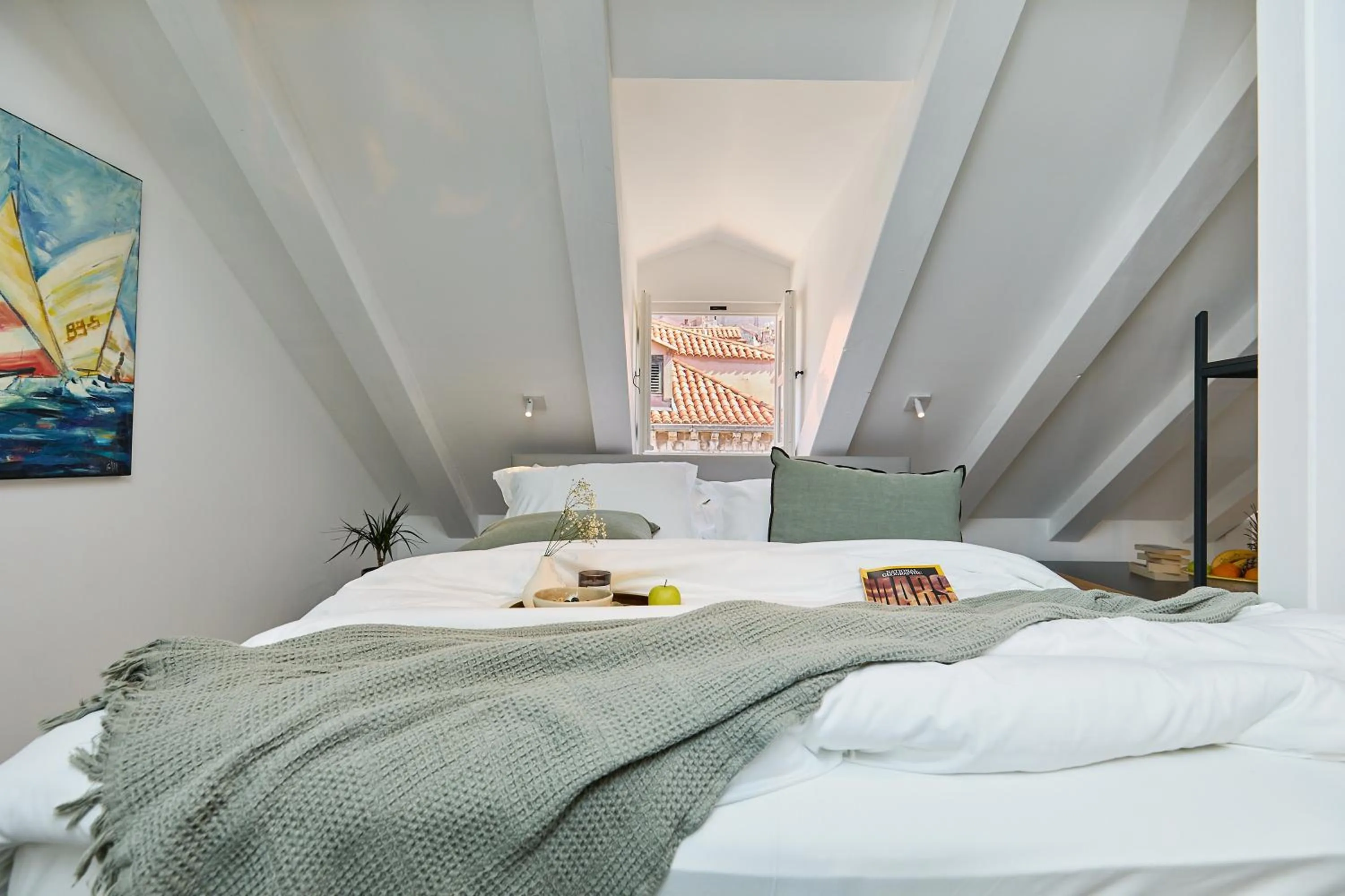 Bedroom, Bed in Bota Palace