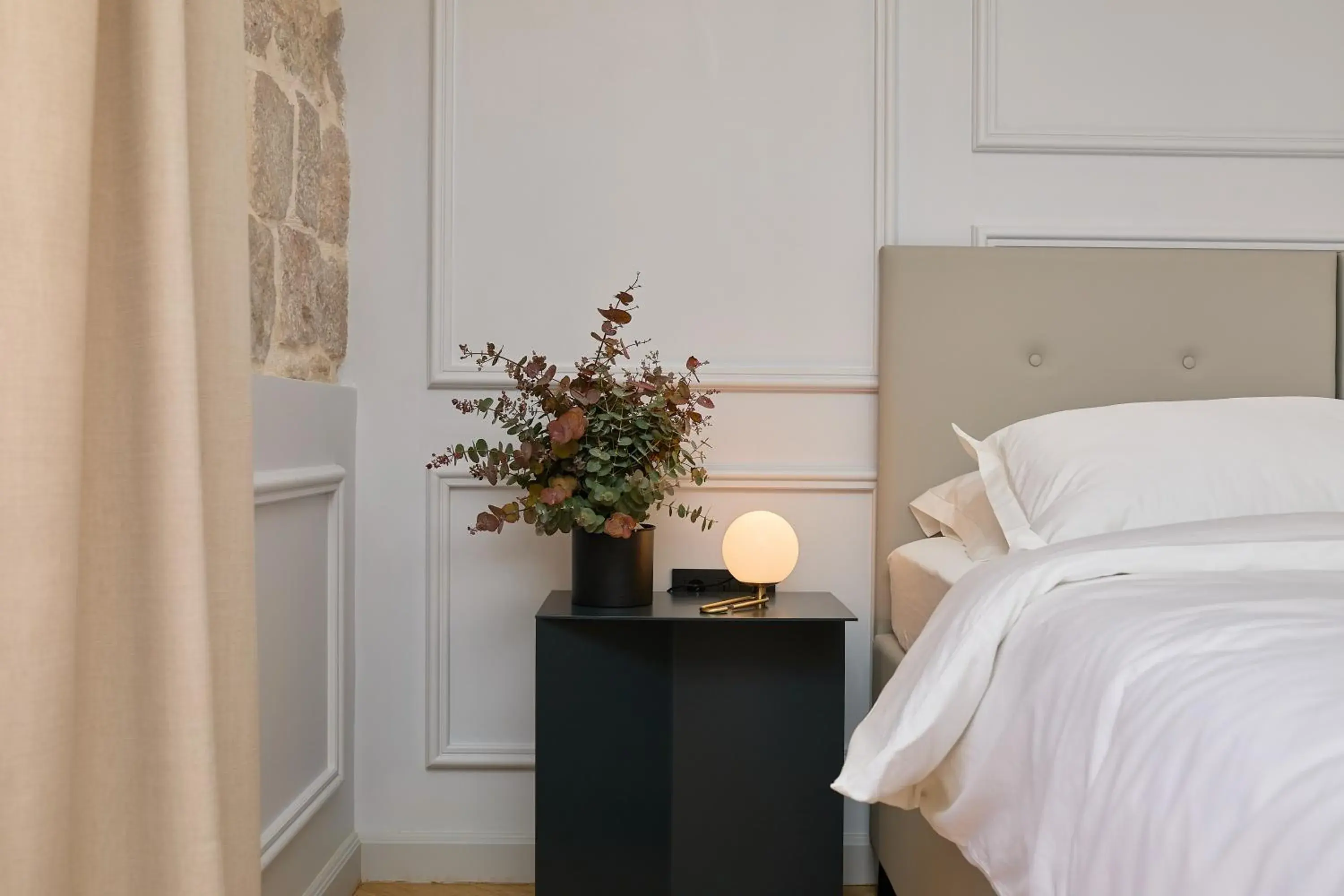 Deluxe King Room in Bota Palace Deluxe King Room in Bota Palace