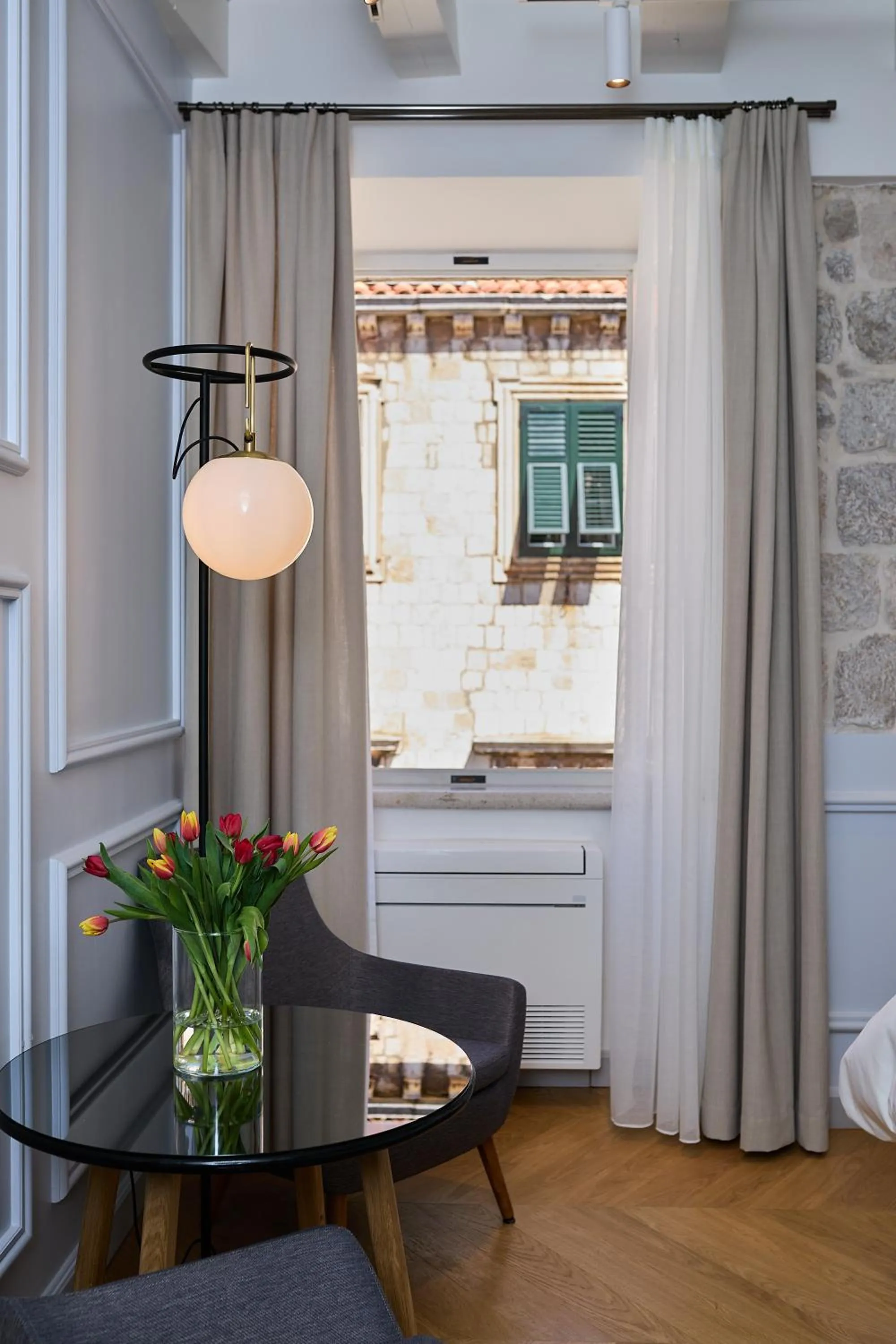 Decorative detail in Bota Palace