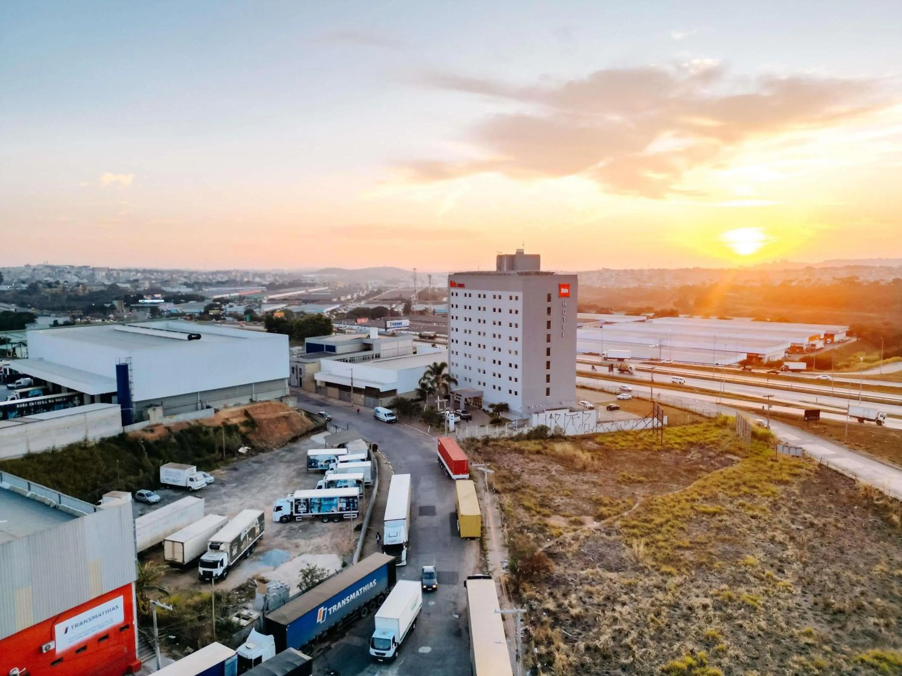 Property building in ibis Contagem Ceasa