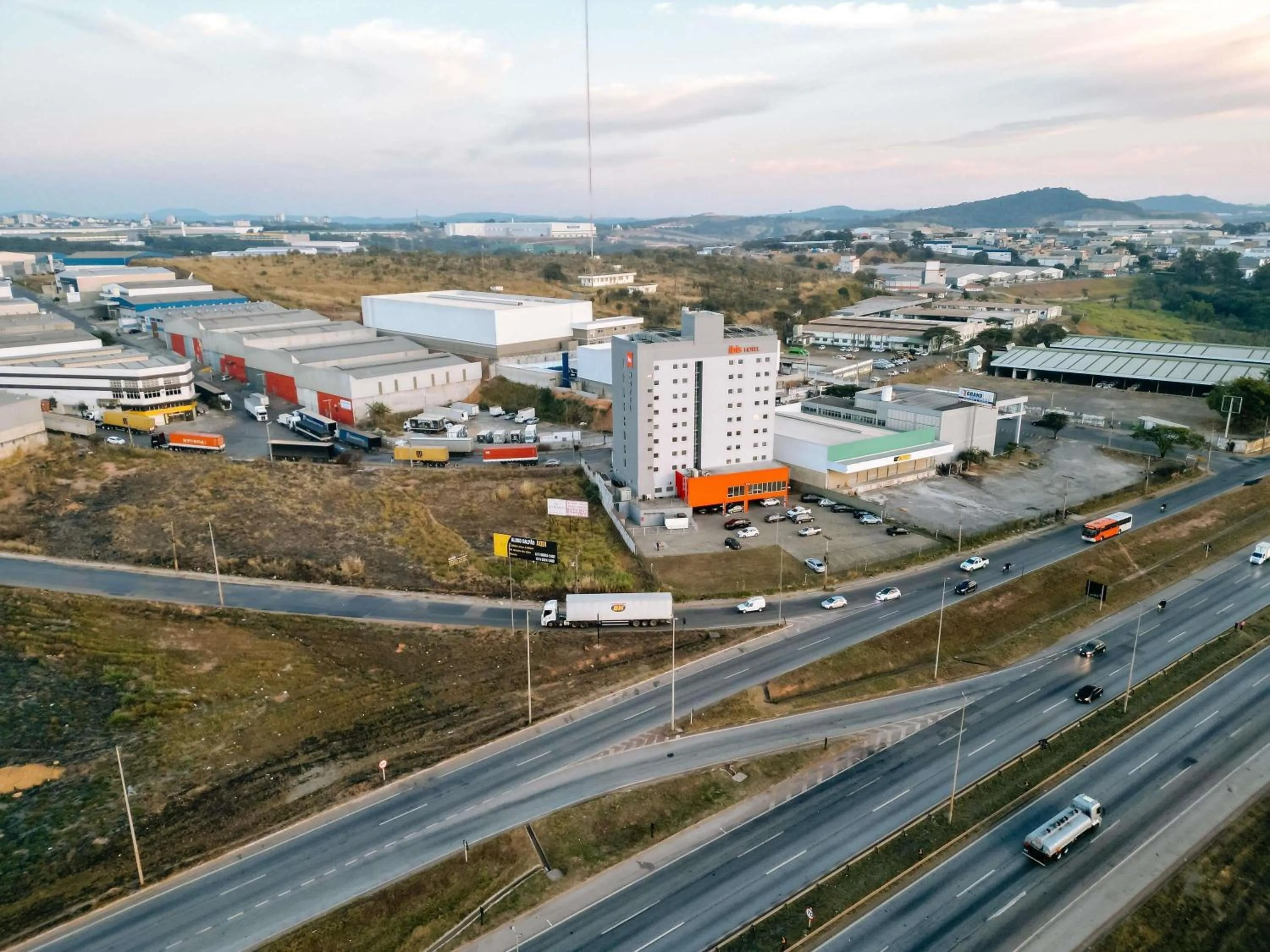 Property building in ibis Contagem Ceasa