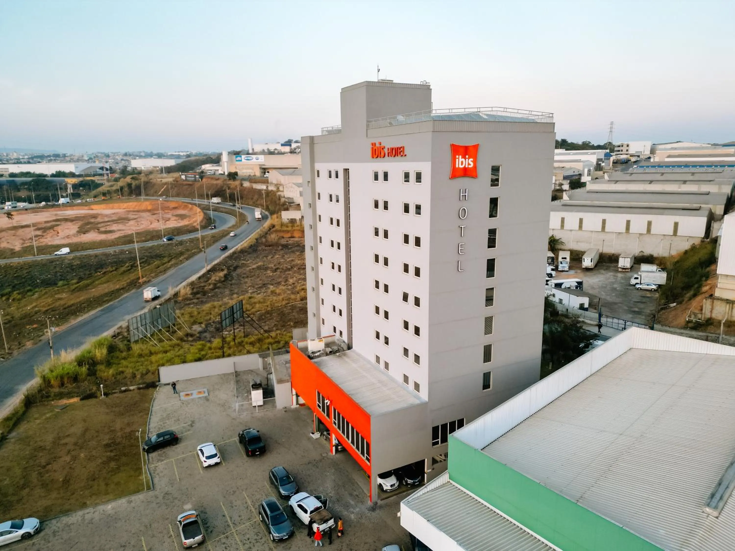 Property building in ibis Contagem Ceasa