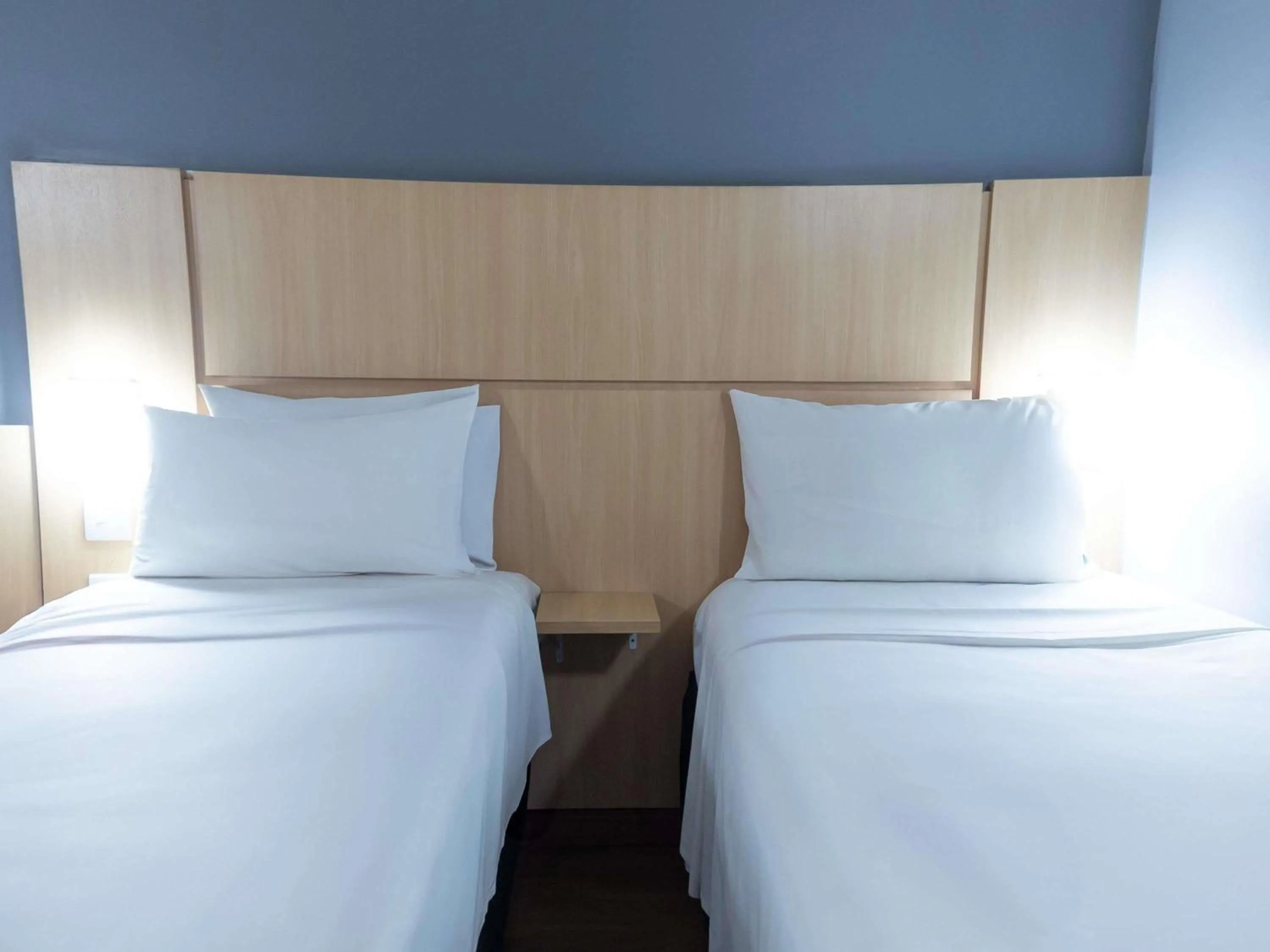 Bedroom, Bed in ibis Contagem Ceasa