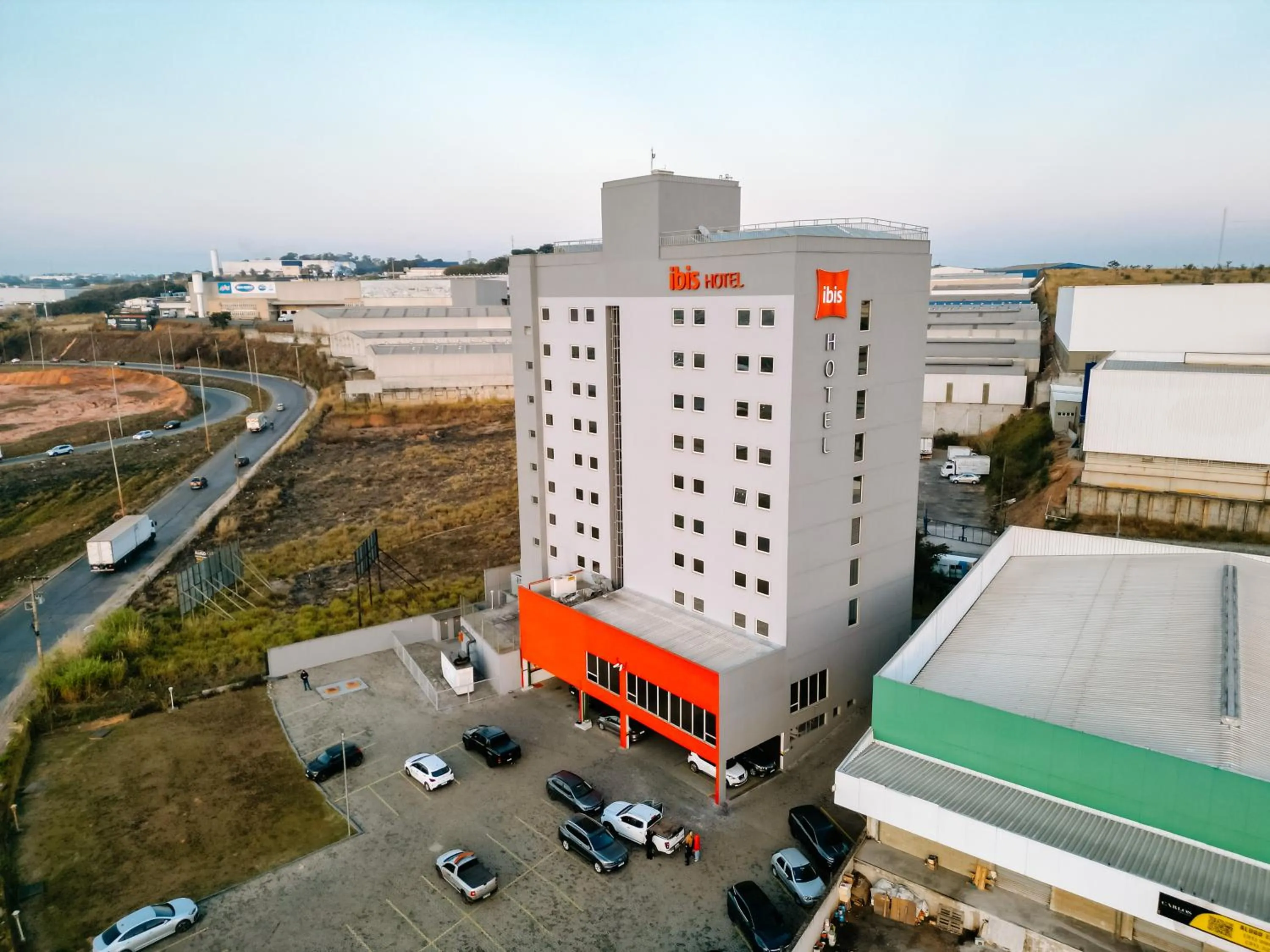 Facade/entrance in ibis Contagem Ceasa
