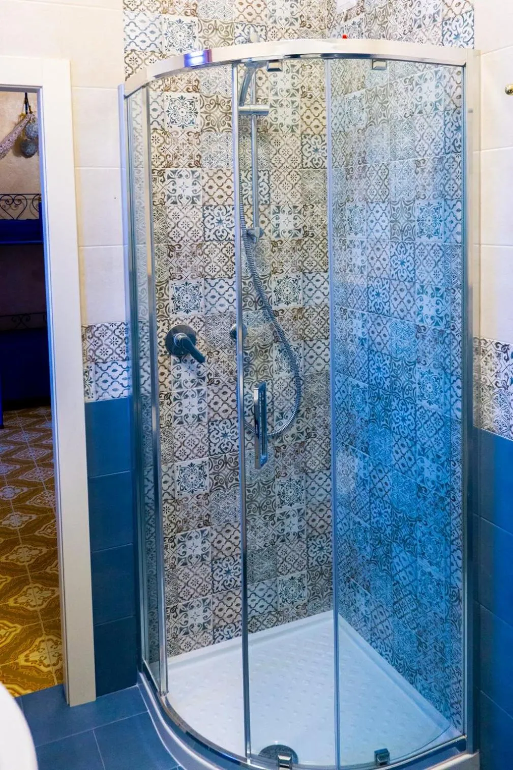 Shower in Bellavista Versilia