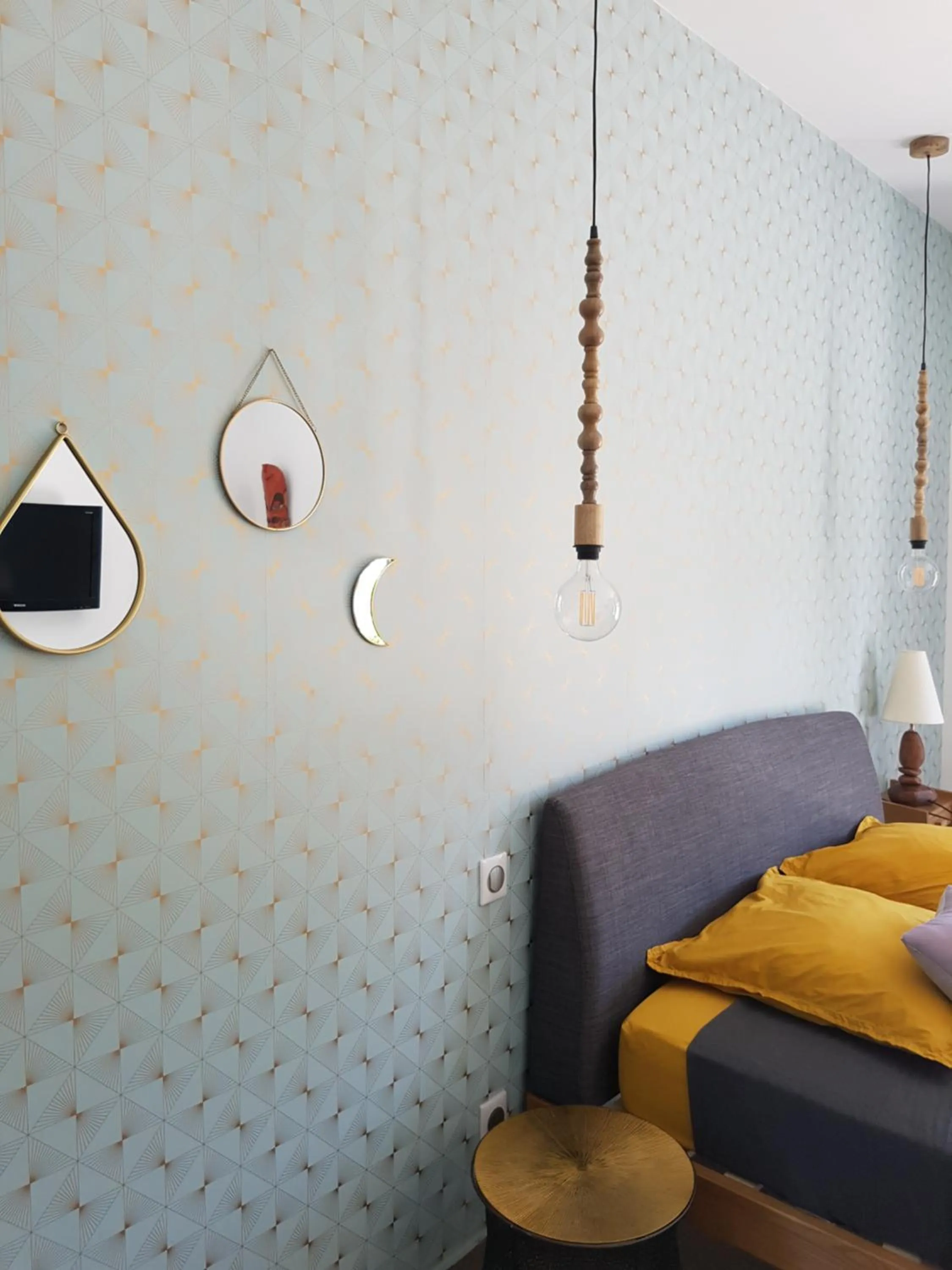 Bedroom, Bed in L’Abrico’thym