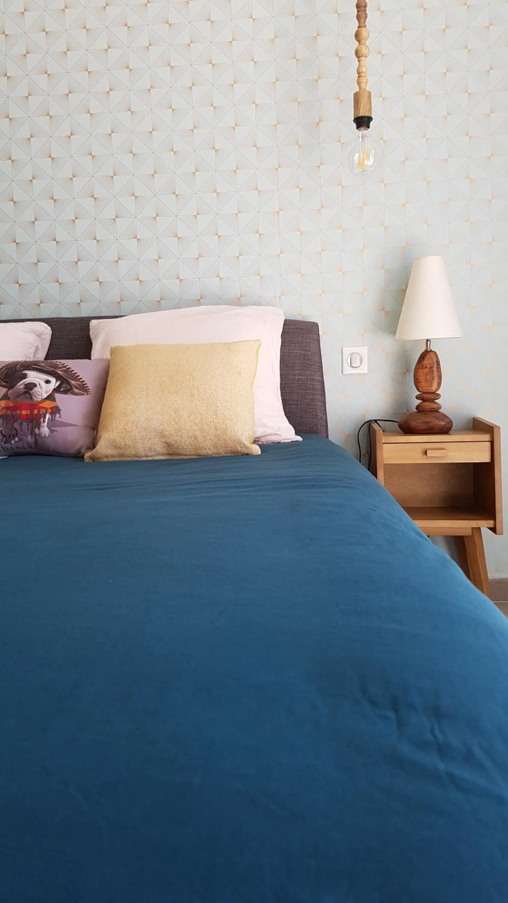 Bedroom, Bed in L’Abrico’thym