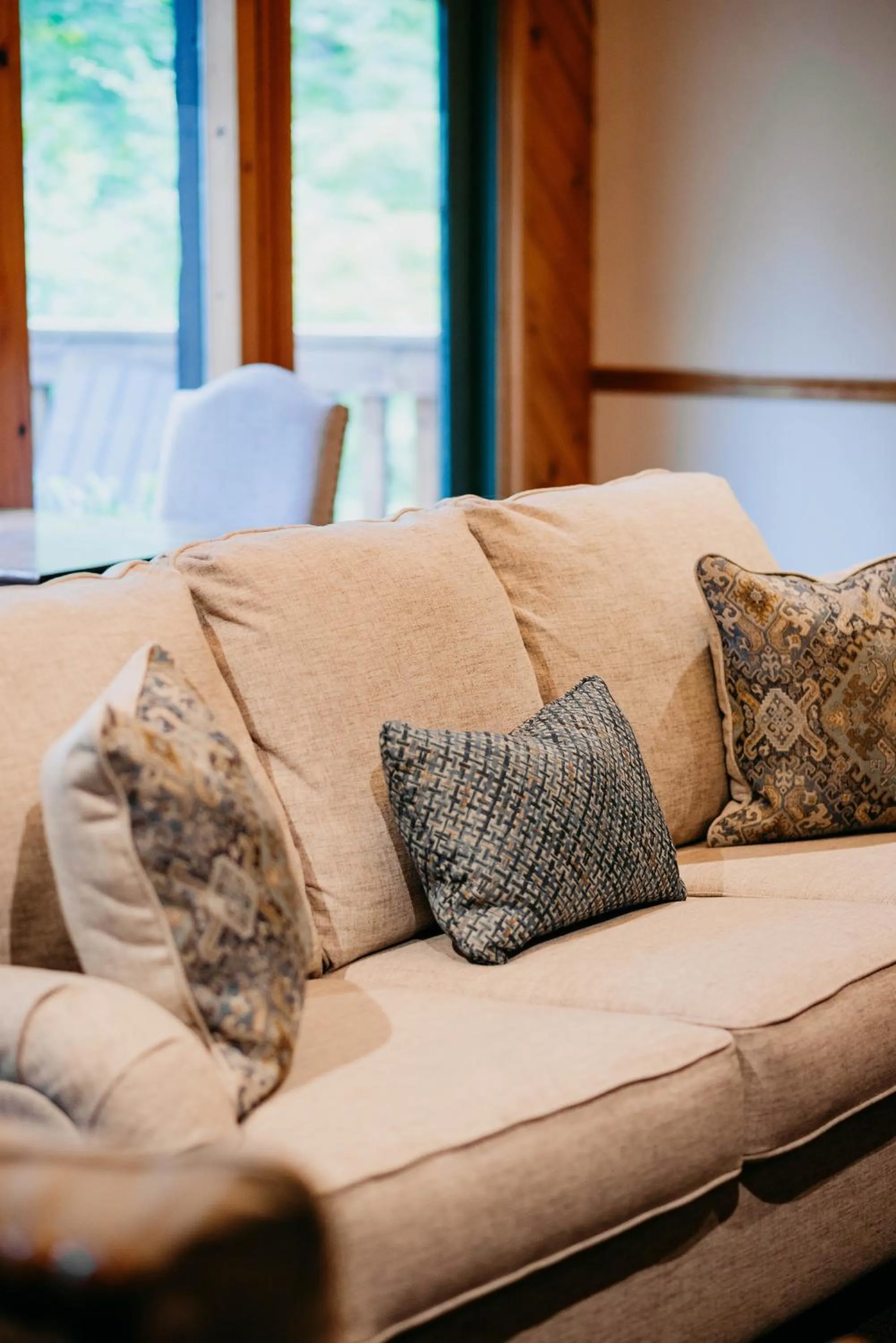 Communal lounge/ TV room in Sylvan Valley Lodge and Cellars