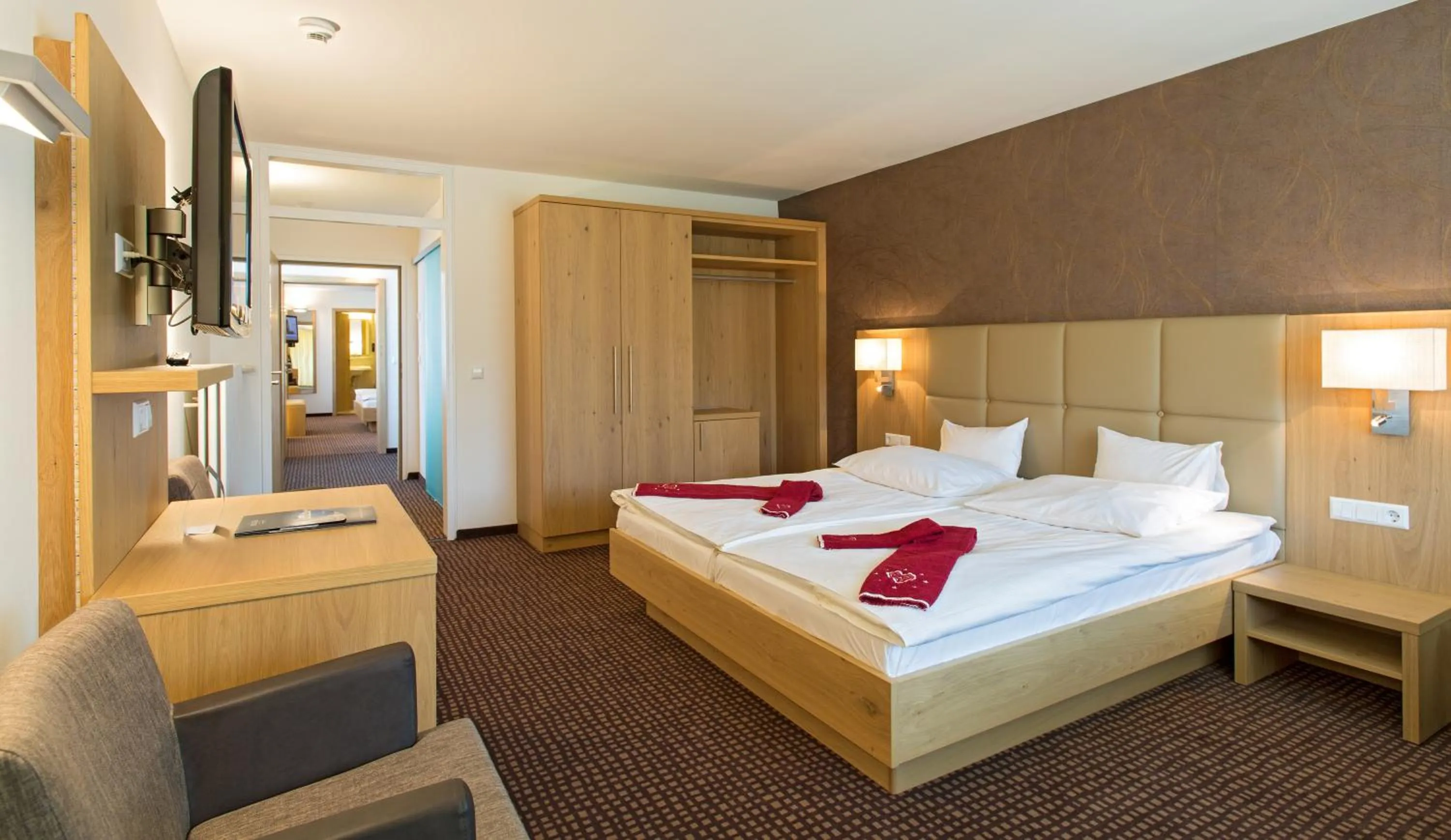 Family Junior Suite in BRUGGER'S Hotelpark am See
