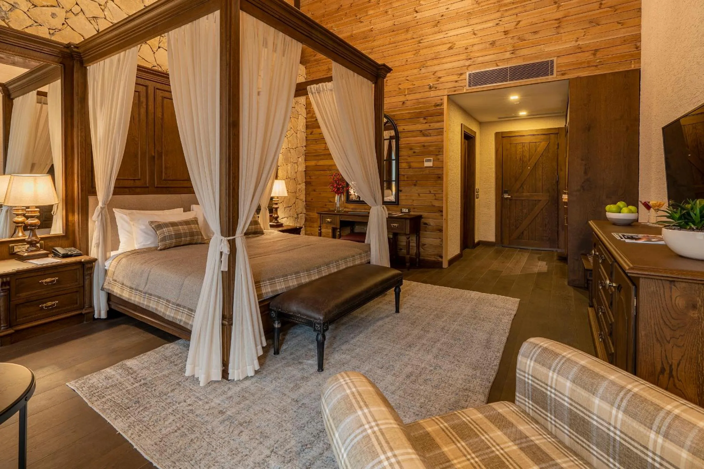 Photo of the whole room, Bed in Bengodi Boutique Hotel